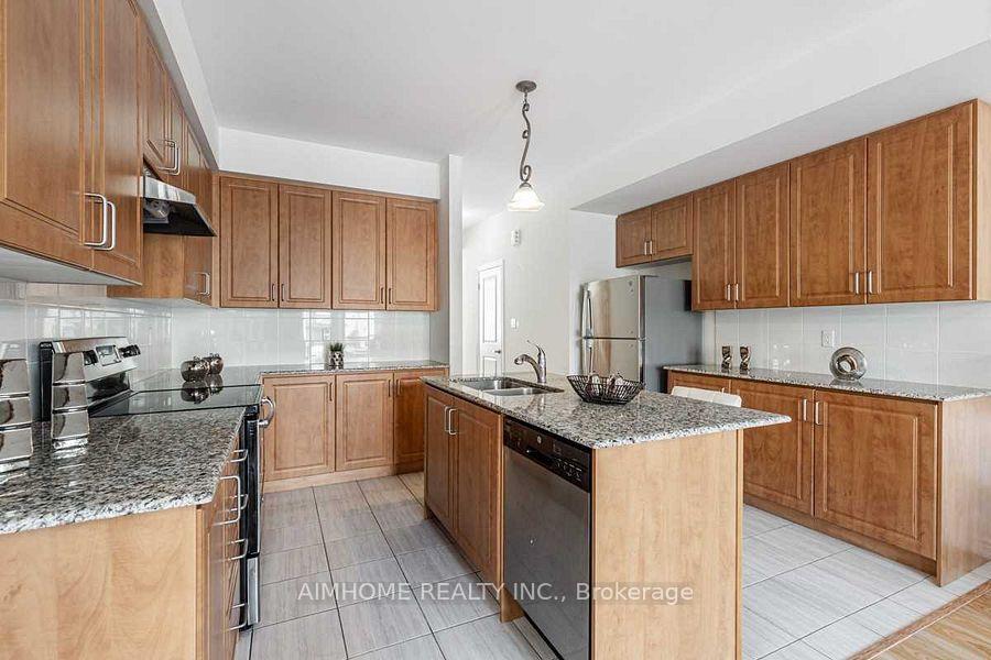 Photo 4 of 116 Frederick Wilson Avenue, Markham, Cornell — HOMEH
