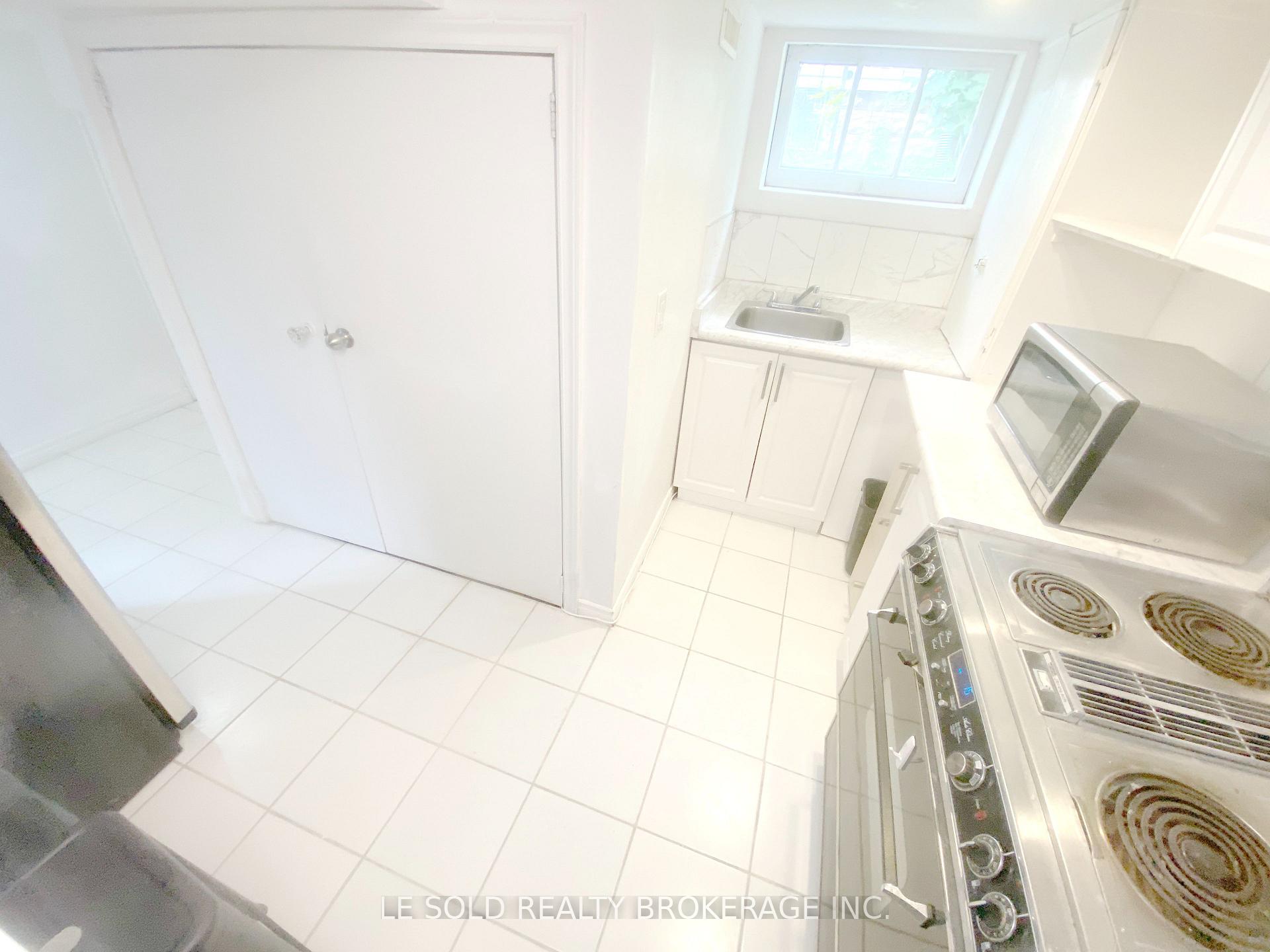Photo 8 of Unit Bsmt Room #2, 112 Leland Street, Hamilton, Ainslie Wood — HOMEH