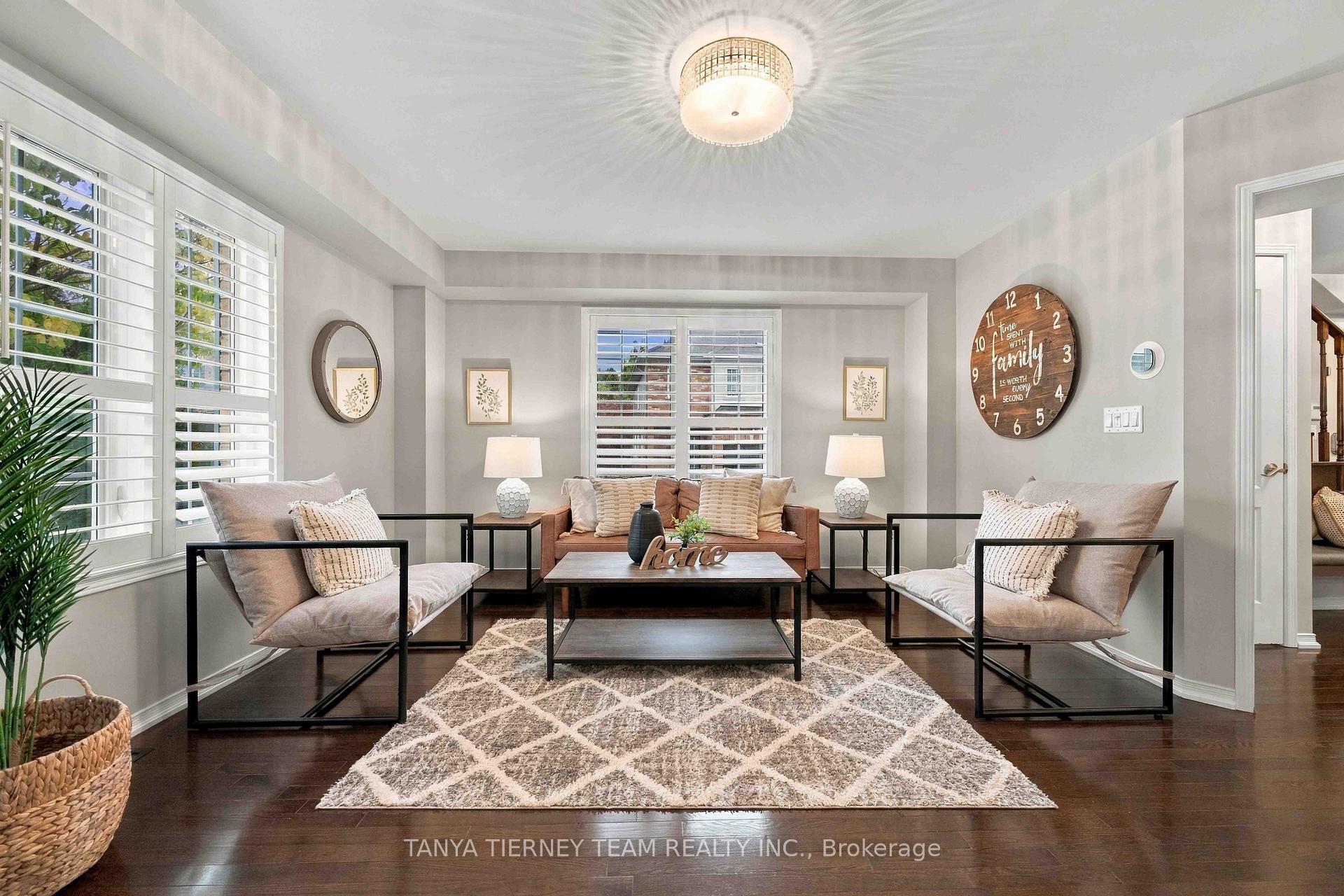 Photo 10 of 2 Delight Way, Whitby, Brooklin — HOMEH