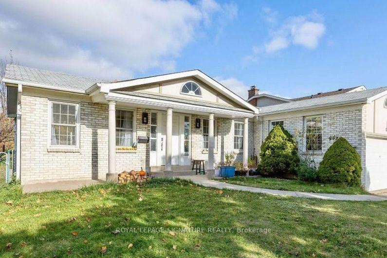 Photo of Unit Bsmt, 1737 Branchwood Park