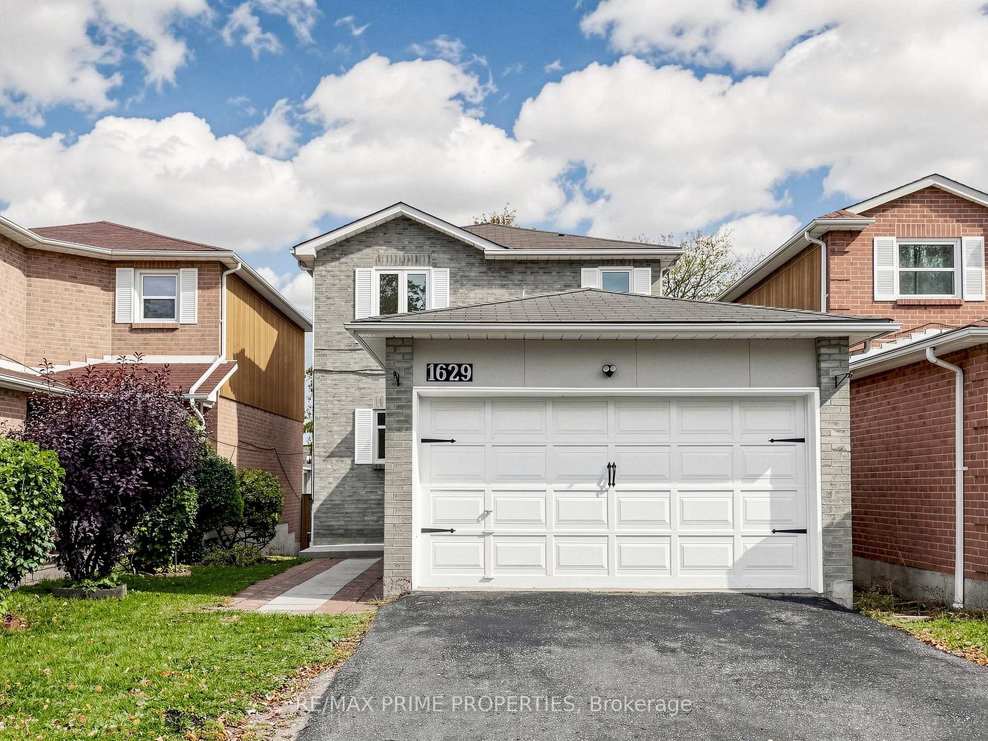 Photo 2 of 1629 Marshcourt Drive, Pickering, Village East — HOMEH