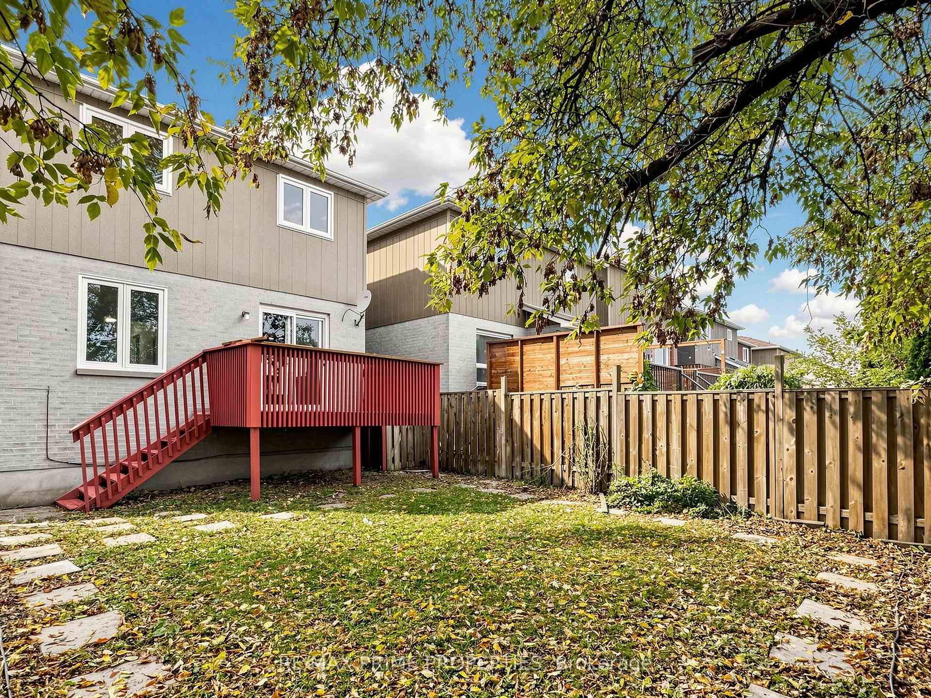 Photo 32 of 1629 Marshcourt Drive, Pickering, Village East — HOMEH