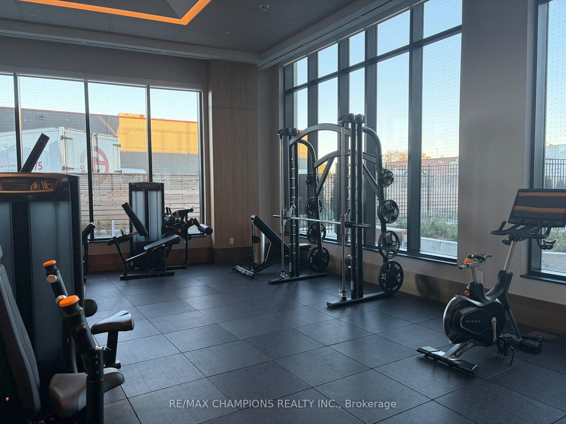 Photo 2 of 21 Meadowdale Road, Vaughan, Vaughan Corporate Centre — HOMEH