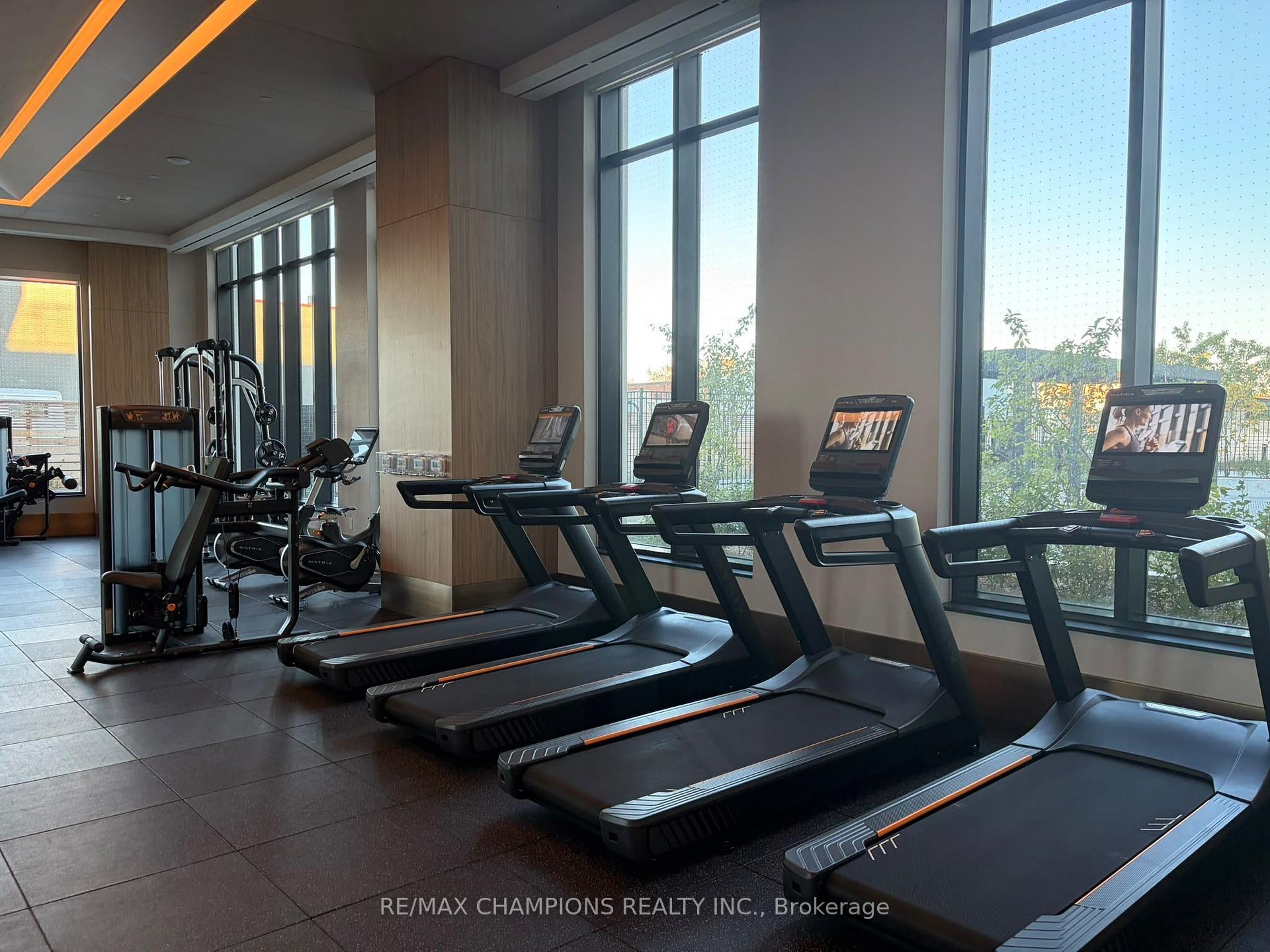 Photo 4 of 21 Meadowdale Road, Vaughan, Vaughan Corporate Centre — HOMEH
