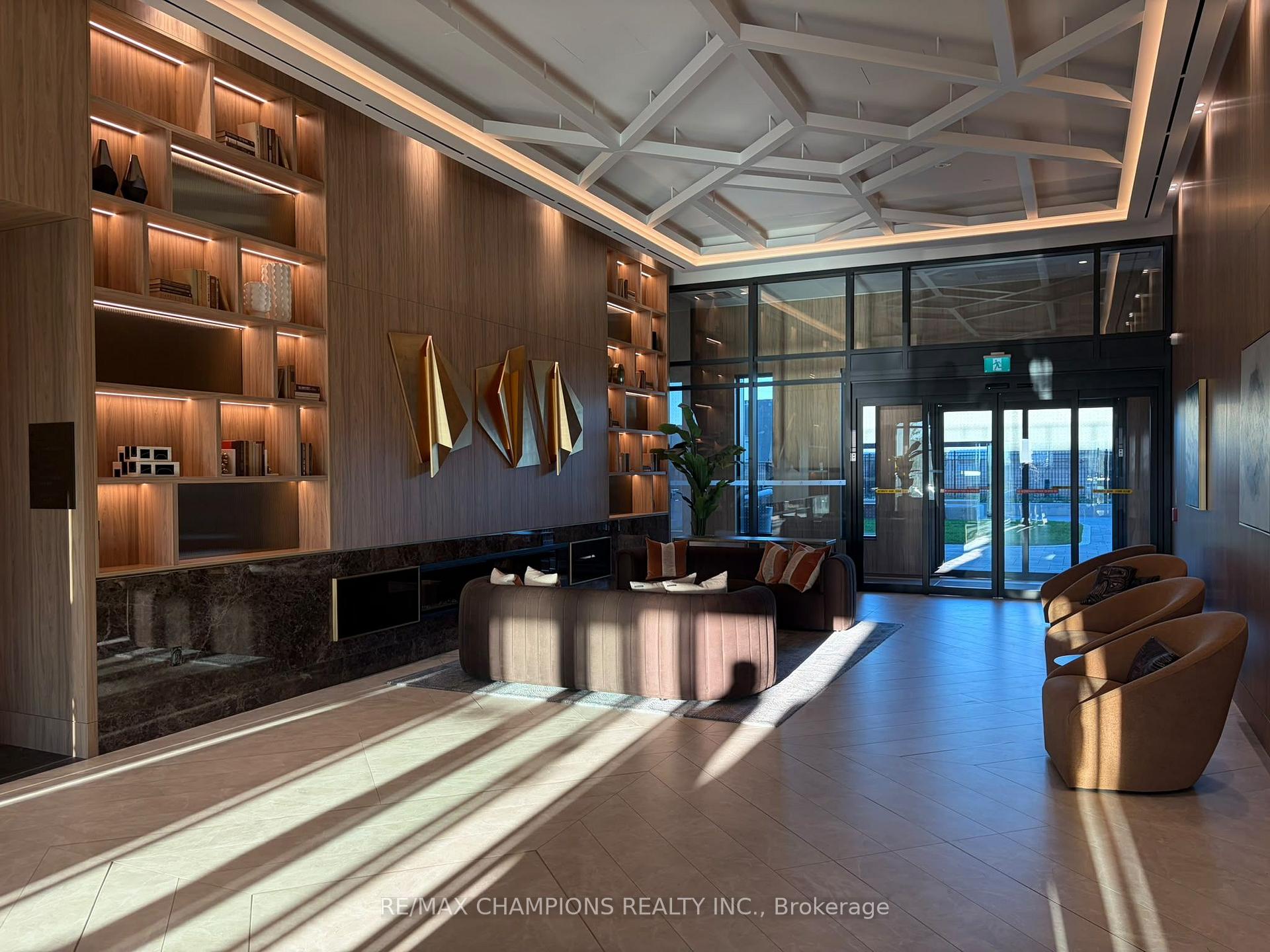 Photo 13 of 21 Meadowdale Road, Vaughan, Vaughan Corporate Centre — HOMEH