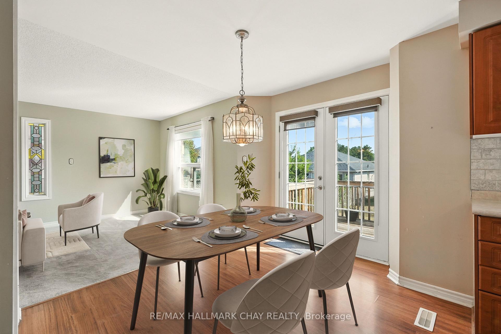 Photo 6 of 39 Lang Drive, Barrie, Northwest — HOMEH