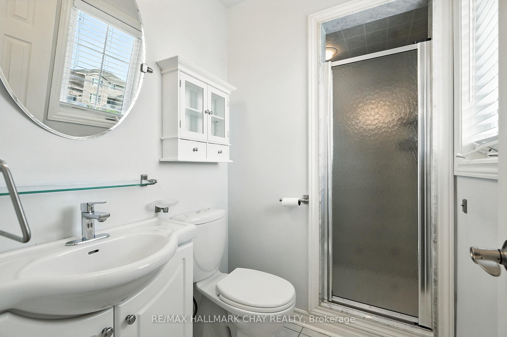 Photo 18 of 39 Lang Drive, Barrie, Northwest — HOMEH