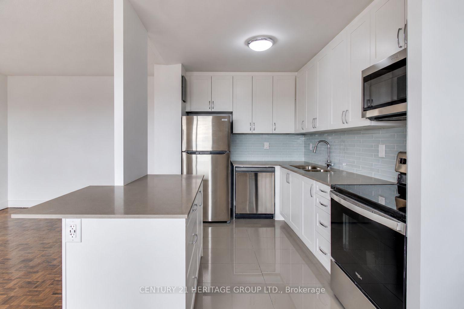 Photo 3 of Unit 510, 10 Garfella Drive, Etobicoke, Mount Olive-Silverstone-Jamestown — HOMEH