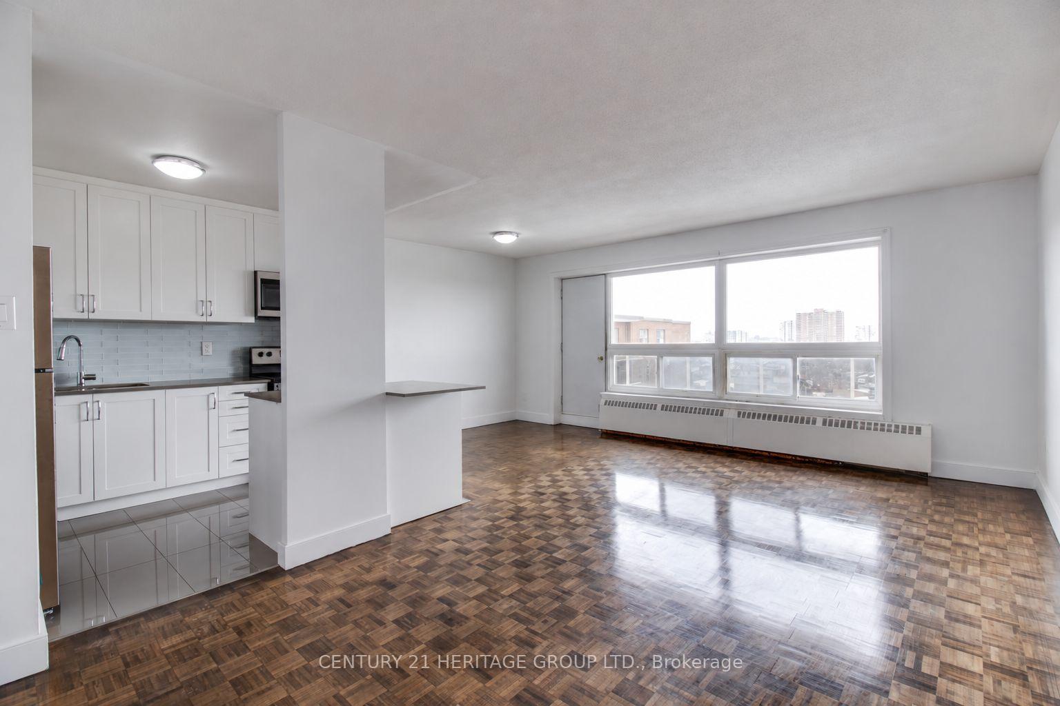 Photo 4 of Unit 510, 10 Garfella Drive, Etobicoke, Mount Olive-Silverstone-Jamestown — HOMEH