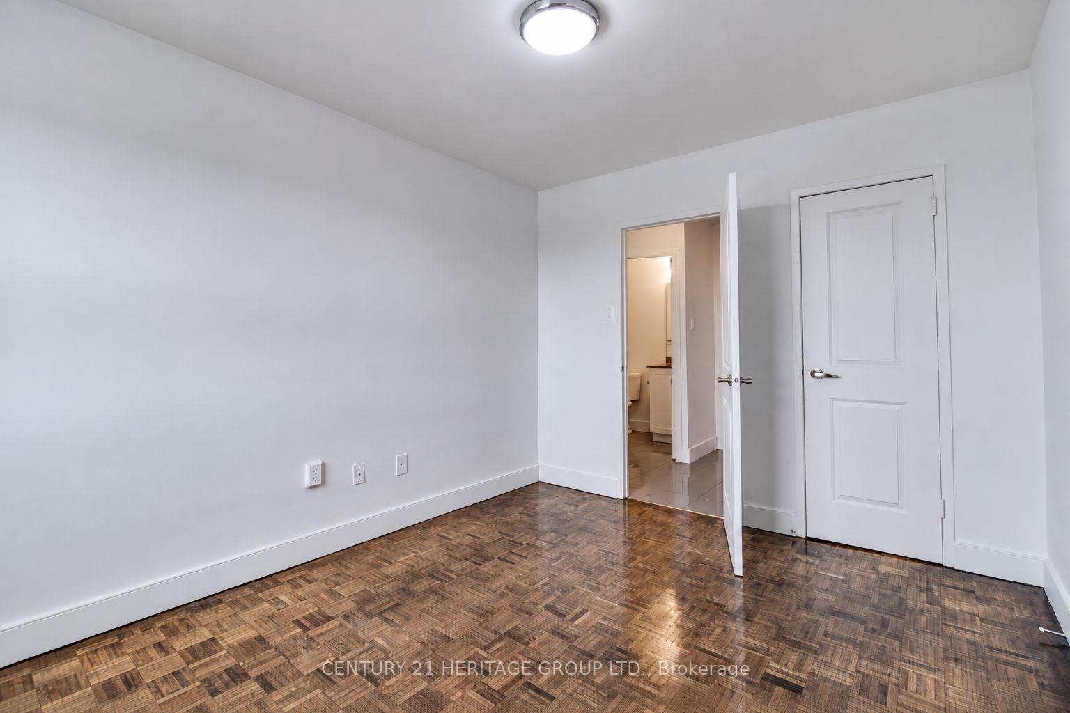 Photo 12 of Unit 510, 10 Garfella Drive, Etobicoke, Mount Olive-Silverstone-Jamestown — HOMEH