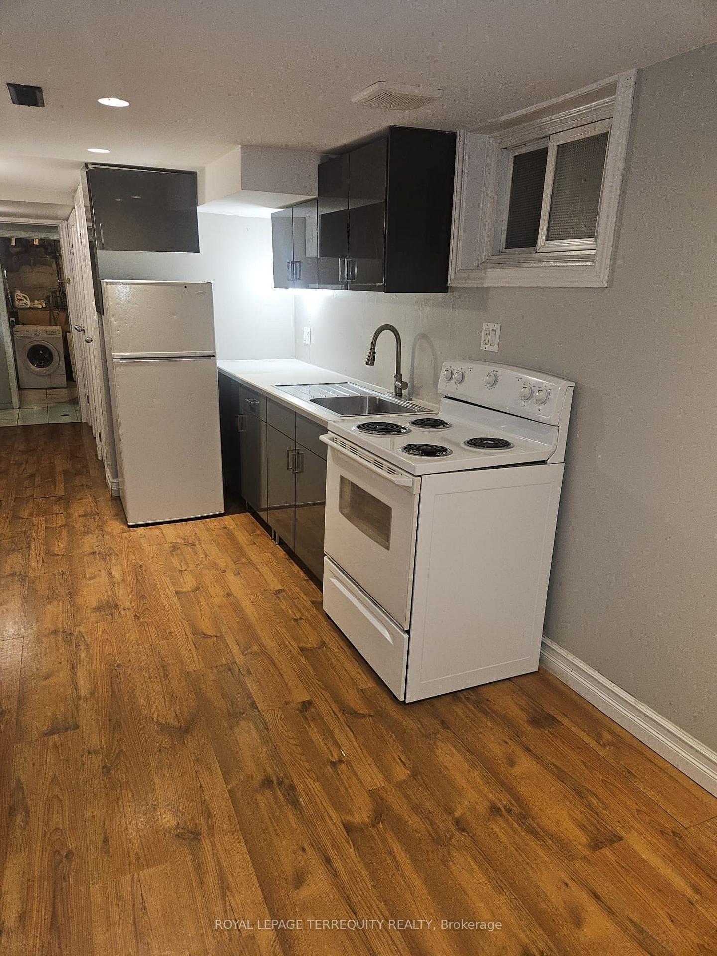 Photo 3 of Unit Basement, 2 Golden Avenue, Toronto, Roncesvalles — HOMEH