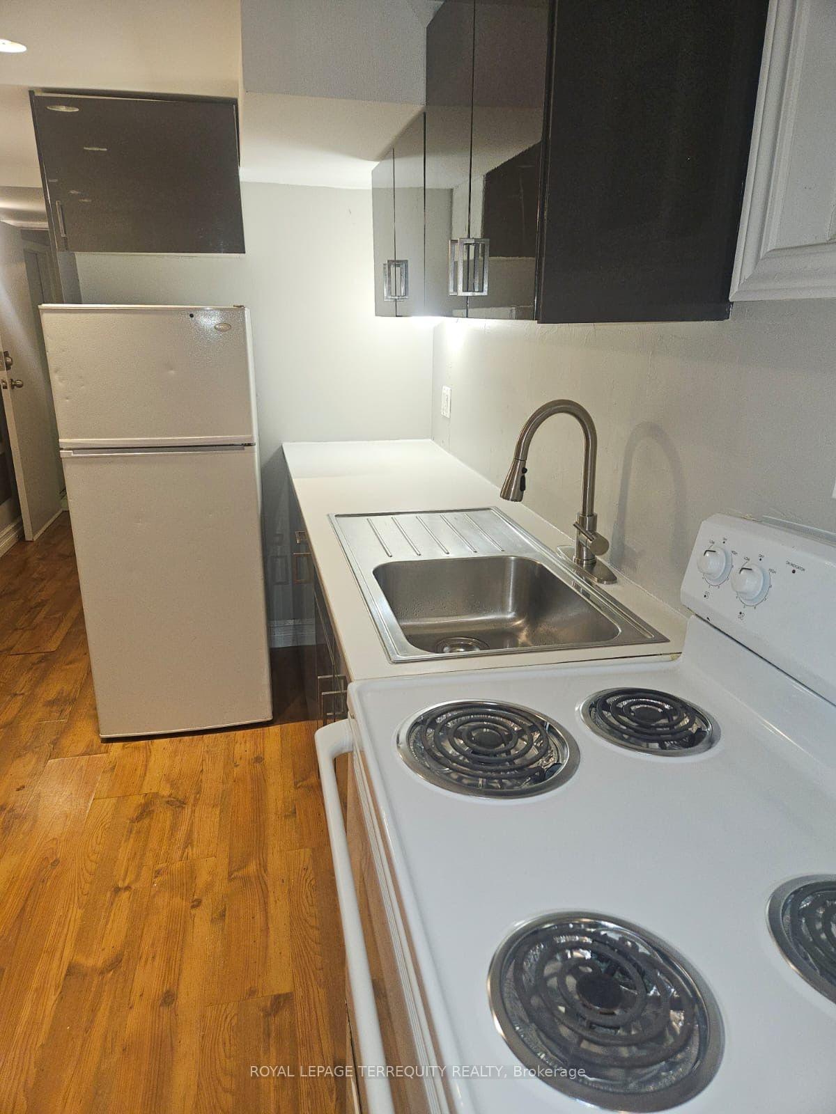 Photo 5 of Unit Basement, 2 Golden Avenue, Toronto, Roncesvalles — HOMEH