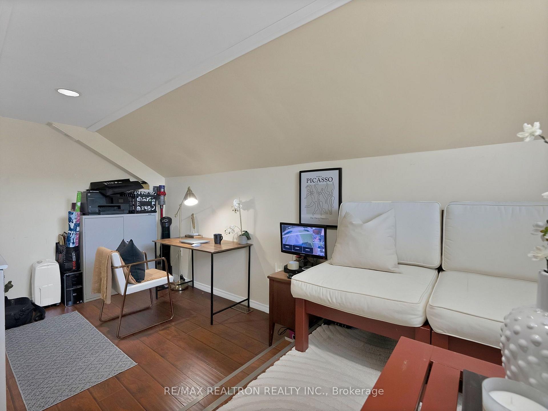 Photo 17 of 83 Crawforth Street, Whitby, Pringle Creek — HOMEH