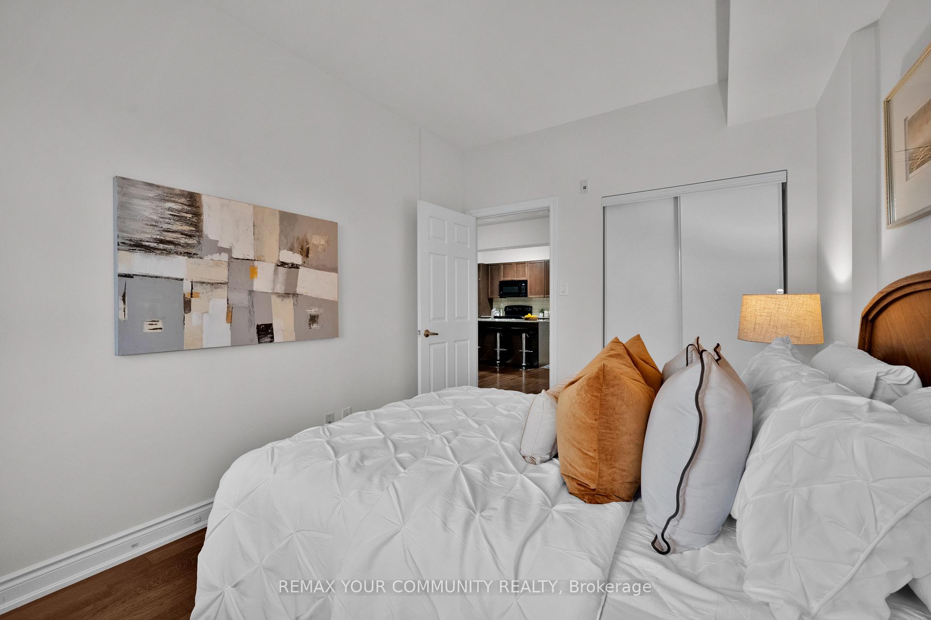 Photo 7 of Unit 224, 10211 Keele Street, Vaughan, Maple — HOMEH