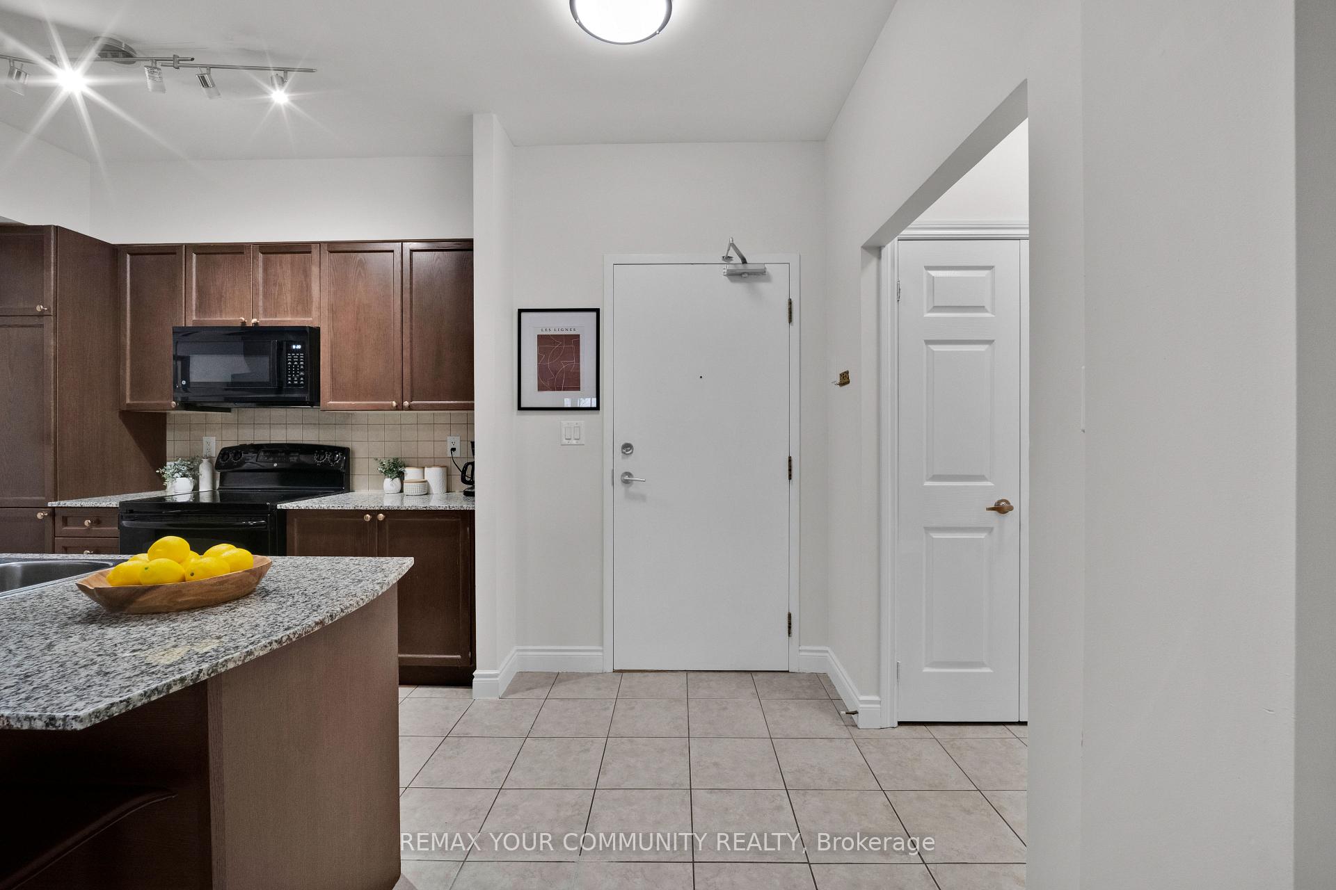 Photo 12 of Unit 224, 10211 Keele Street, Vaughan, Maple — HOMEH