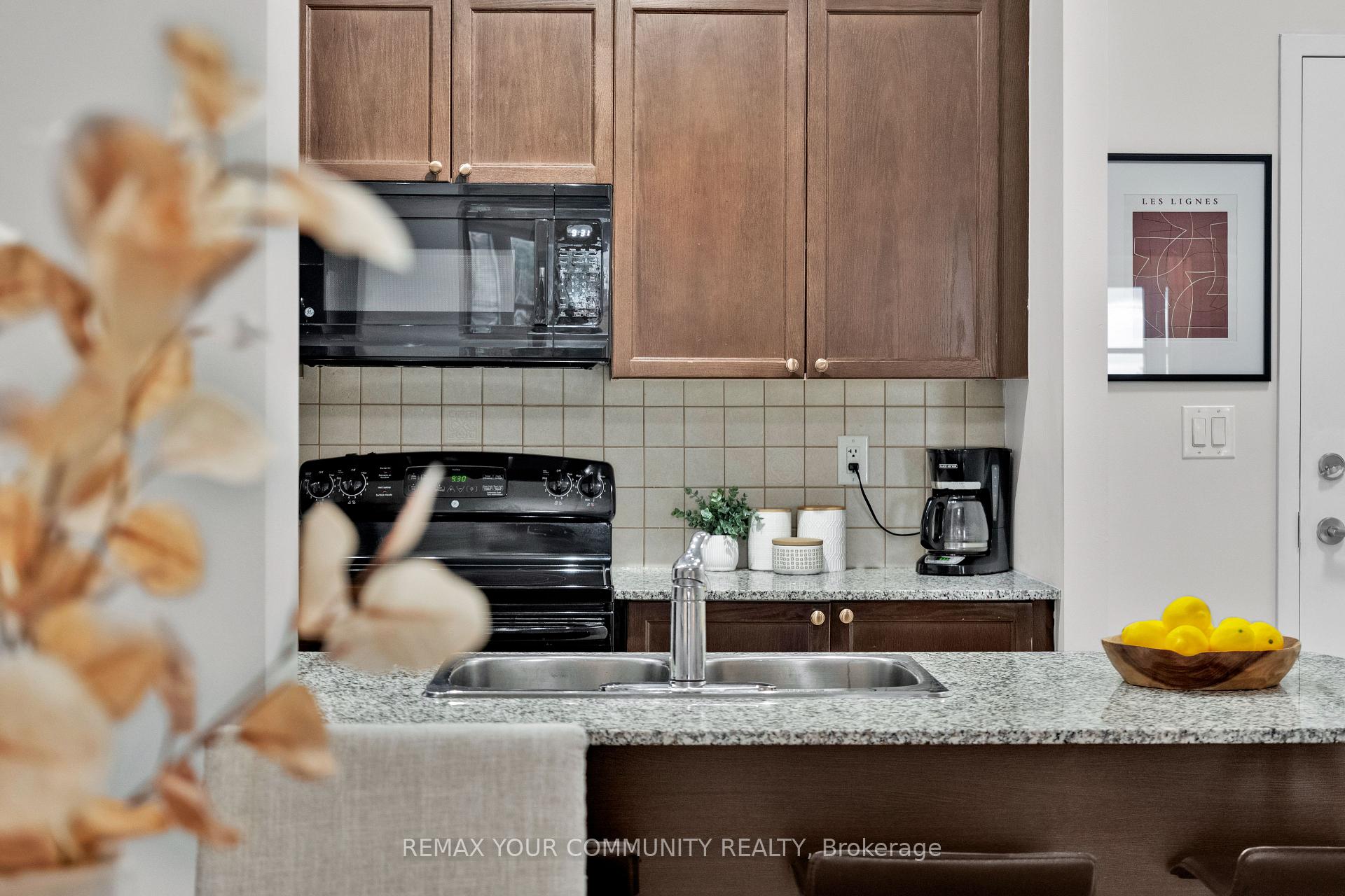 Photo 32 of Unit 224, 10211 Keele Street, Vaughan, Maple — HOMEH