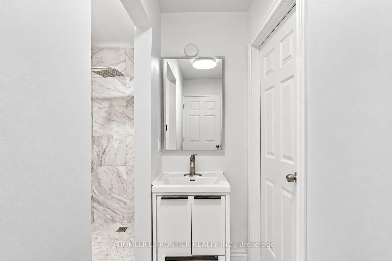 Photo 6 of Unit unit 2, 99 Regent Road, North York, Downsview-Roding-CFB — HOMEH