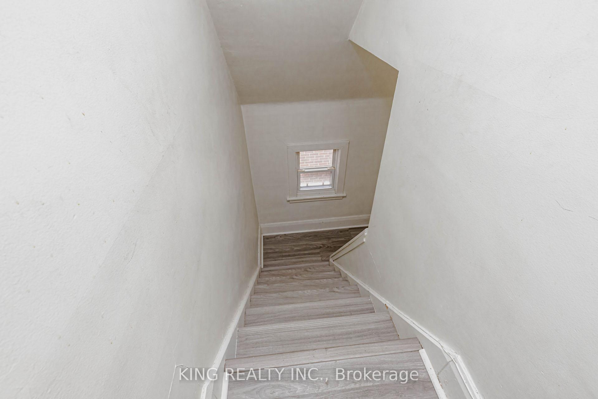 Photo 9 of 1177 King Street W, Hamilton, Westdale — HOMEH