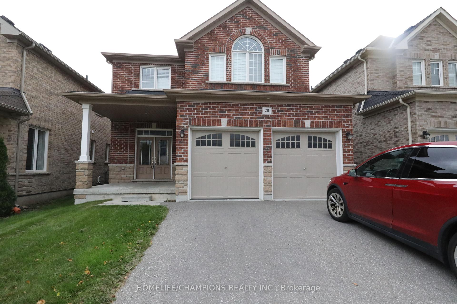 Photo of 211 Northglen Boulevard