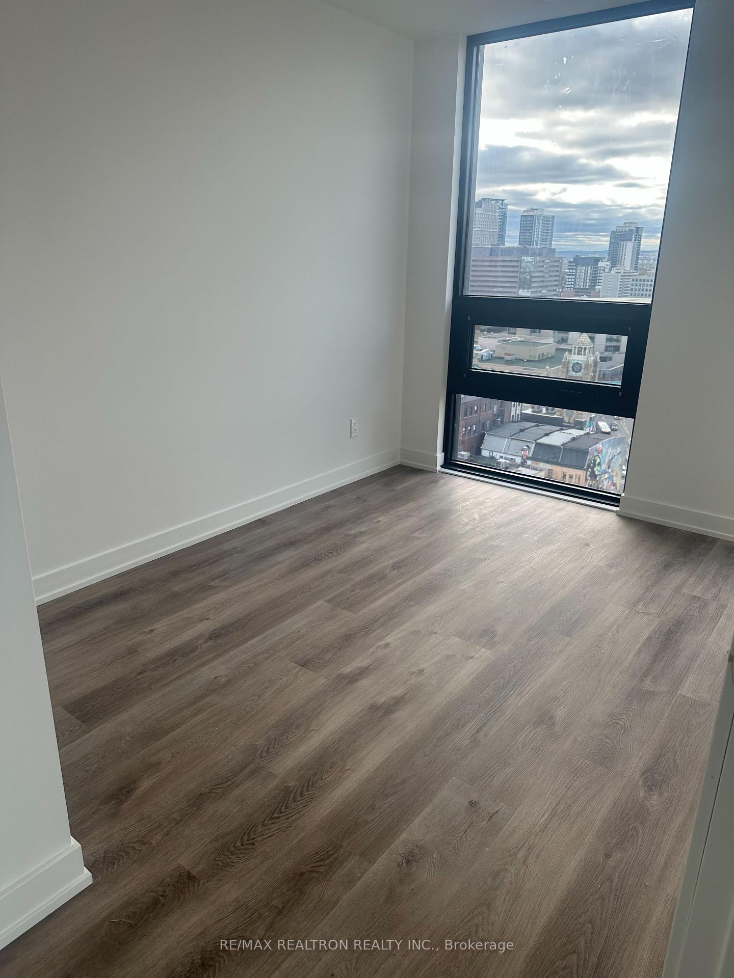 Photo 6 of Unit 1908, 91 John Street N, Hamilton, Corktown — HOMEH