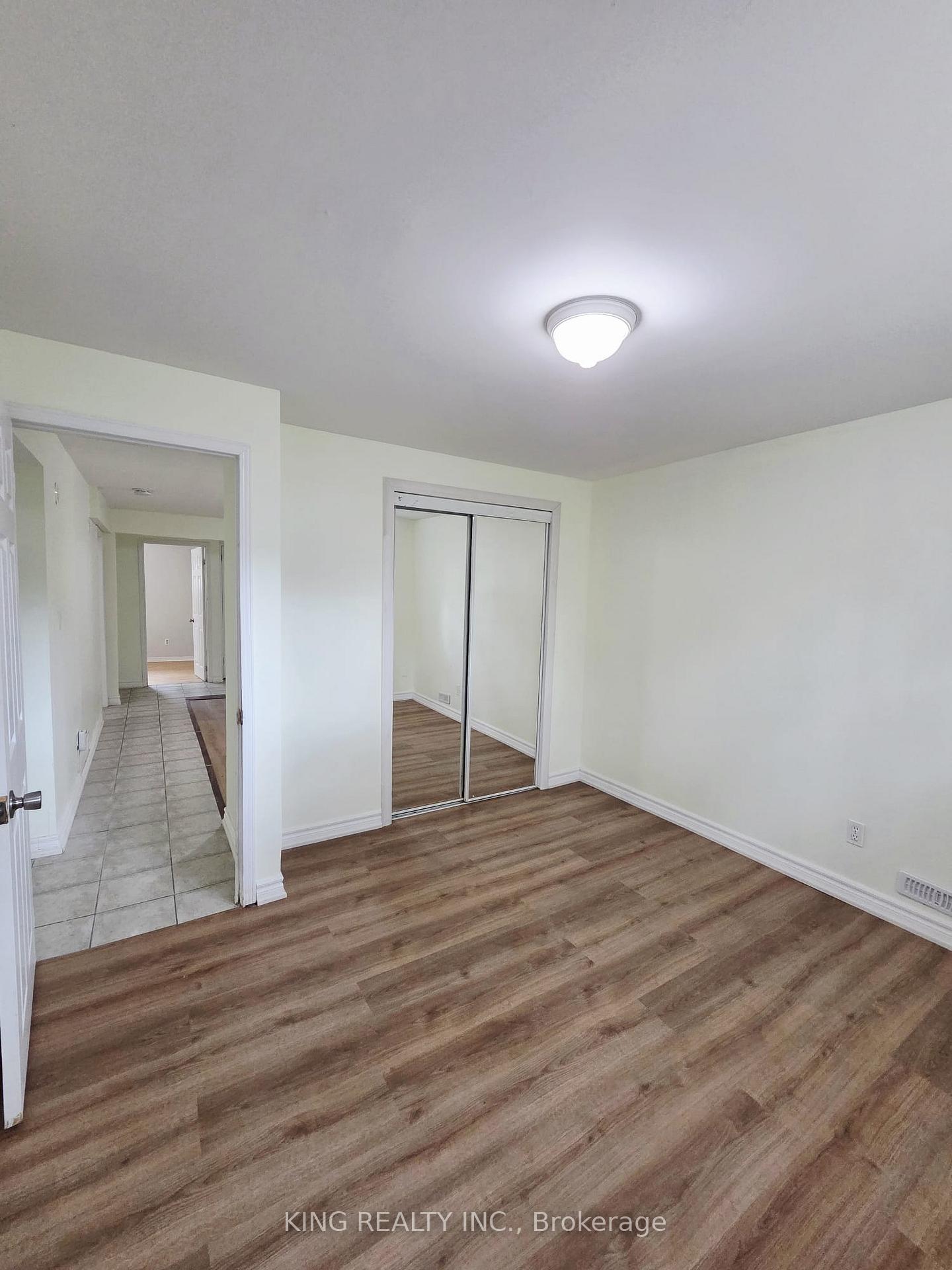 Photo 20 of 322 Fleming Drive, London, East D — HOMEH