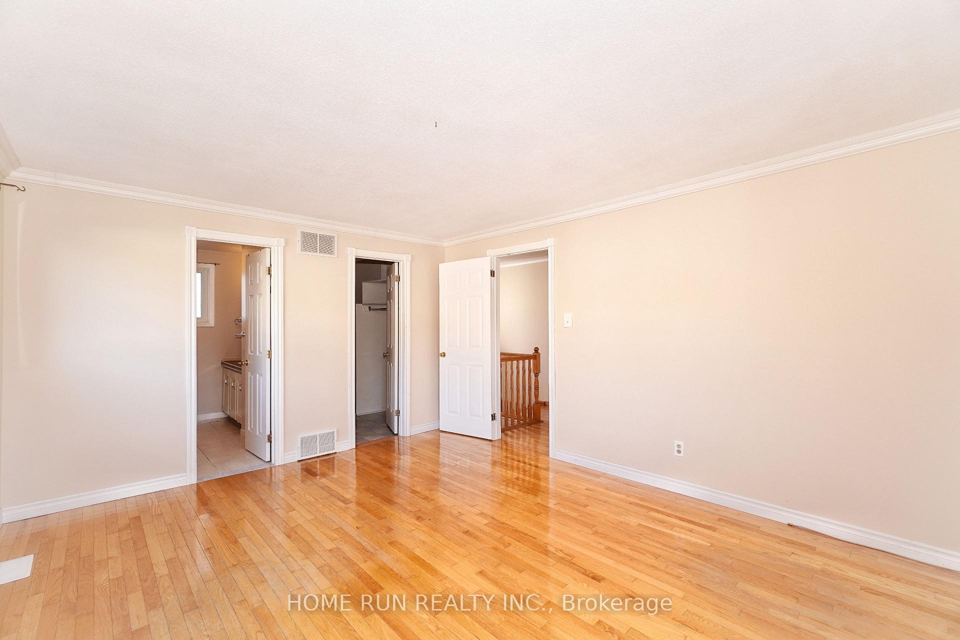 Photo 21 of 1484 Forest Valley Drive, Ottawa, Chapel Hill — HOMEH
