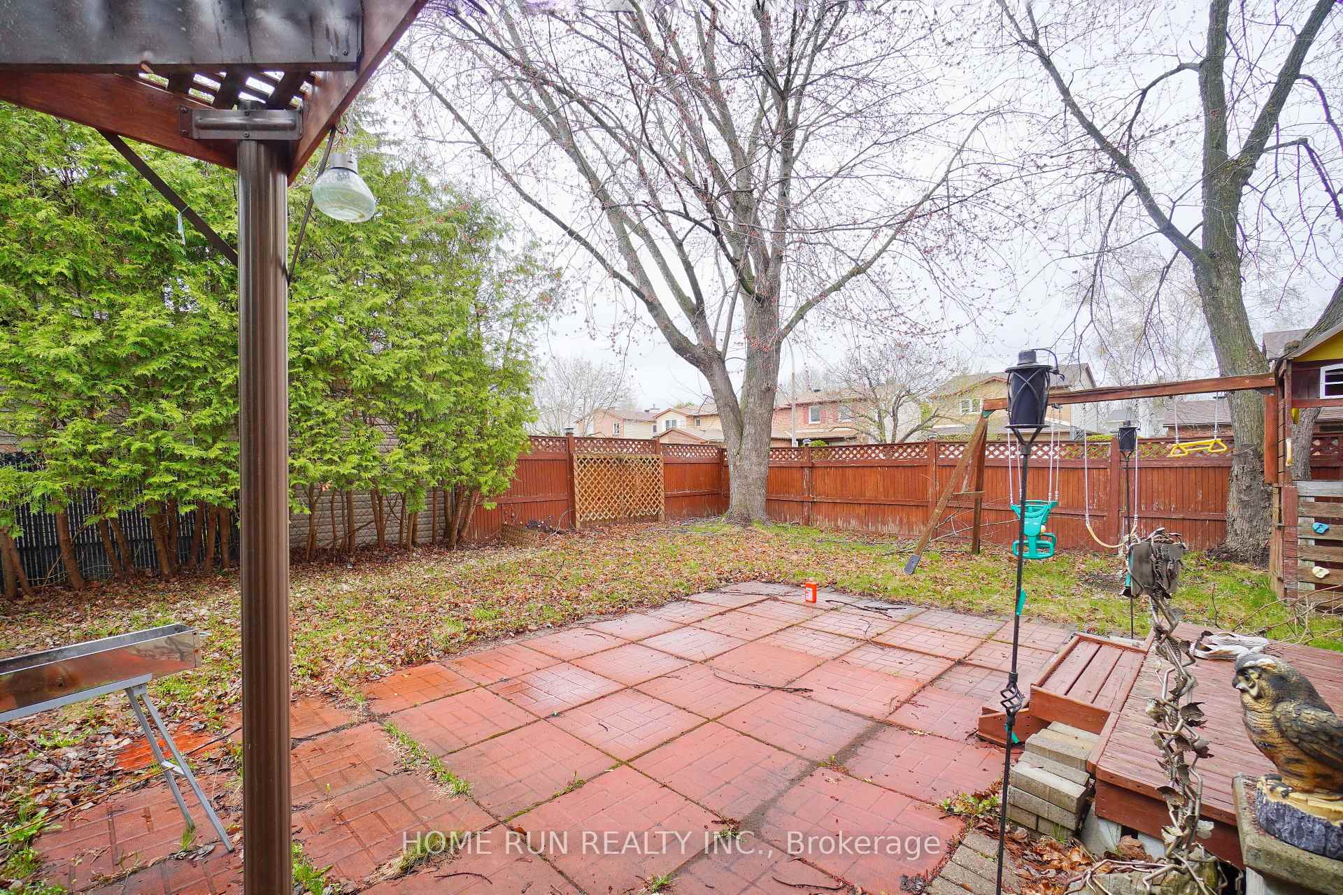 Photo 38 of 1484 Forest Valley Drive, Ottawa, Chapel Hill — HOMEH