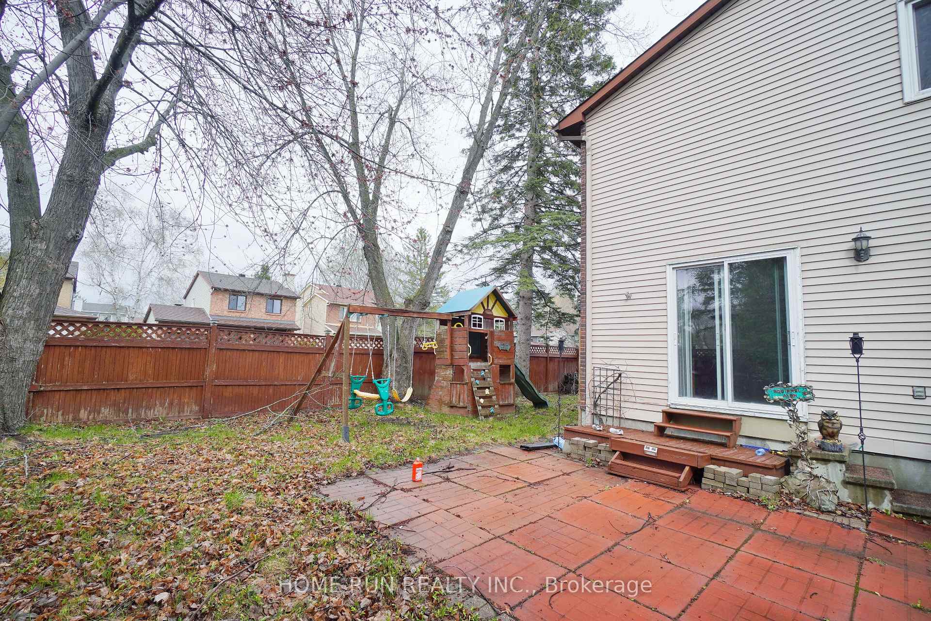 Photo 40 of 1484 Forest Valley Drive, Ottawa, Chapel Hill — HOMEH