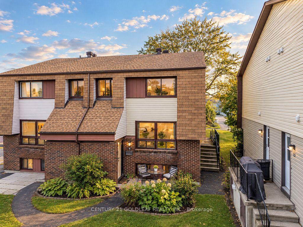 Front of Unit 57, 7 Woodvale Green Lane