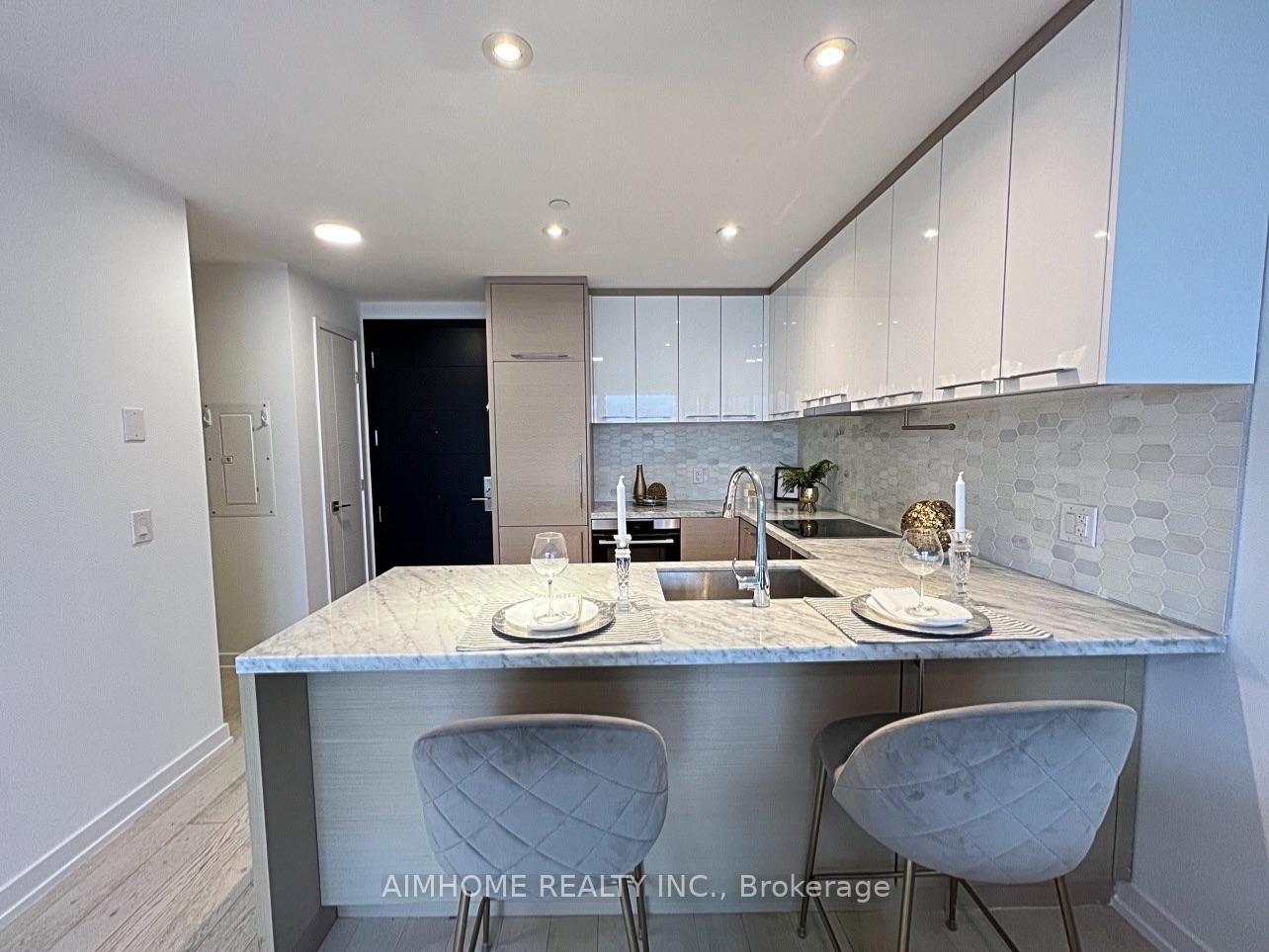 Photo 14 of Unit 4412, 488 University Avenue, Toronto, Kensington-Chinatown — HOMEH