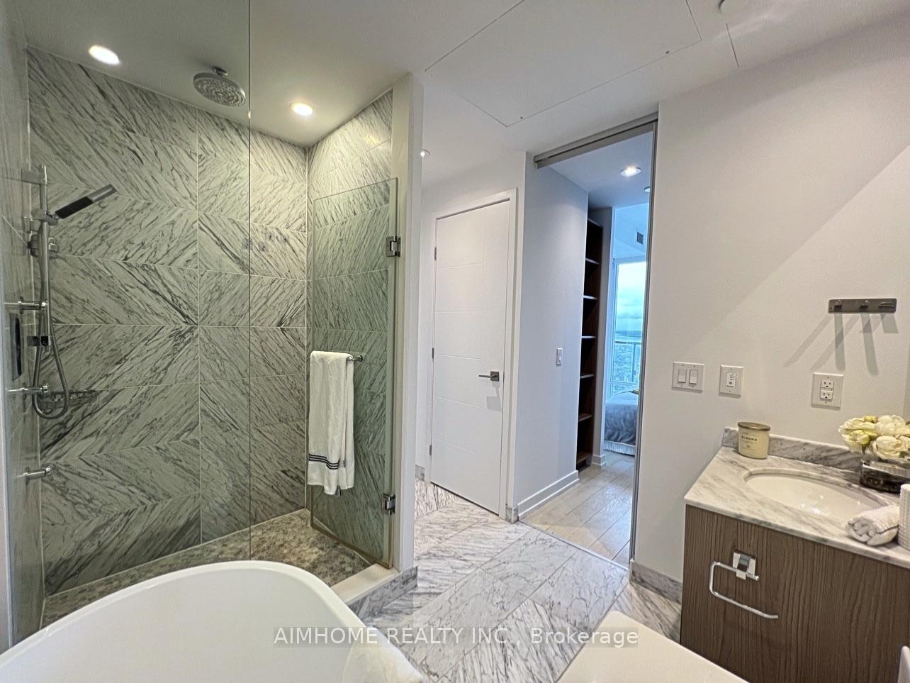 Photo 26 of Unit 4412, 488 University Avenue, Toronto, Kensington-Chinatown — HOMEH