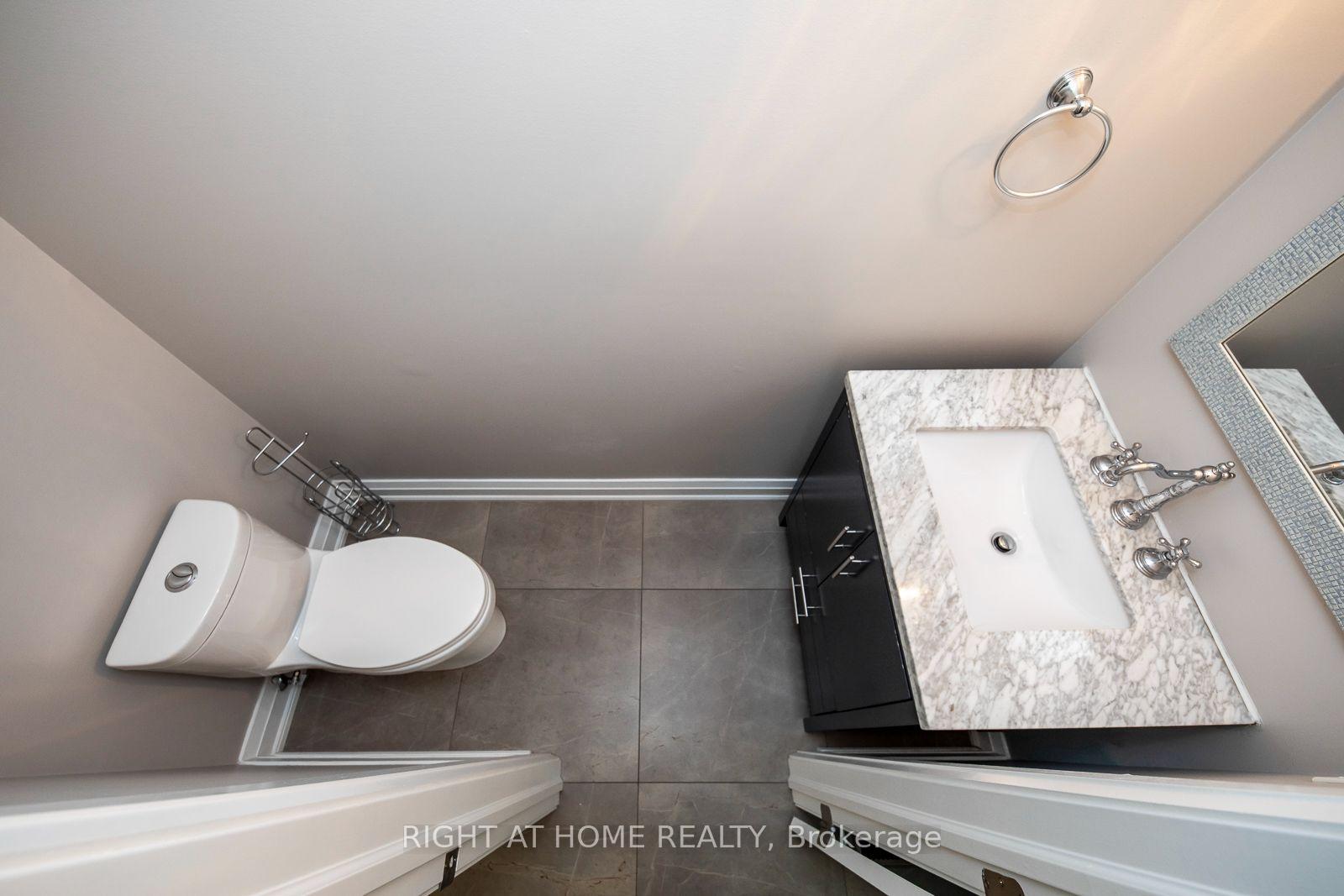 Photo 20 of 30 Penwick Crescent, Richmond Hill, North Richvale — HOMEH