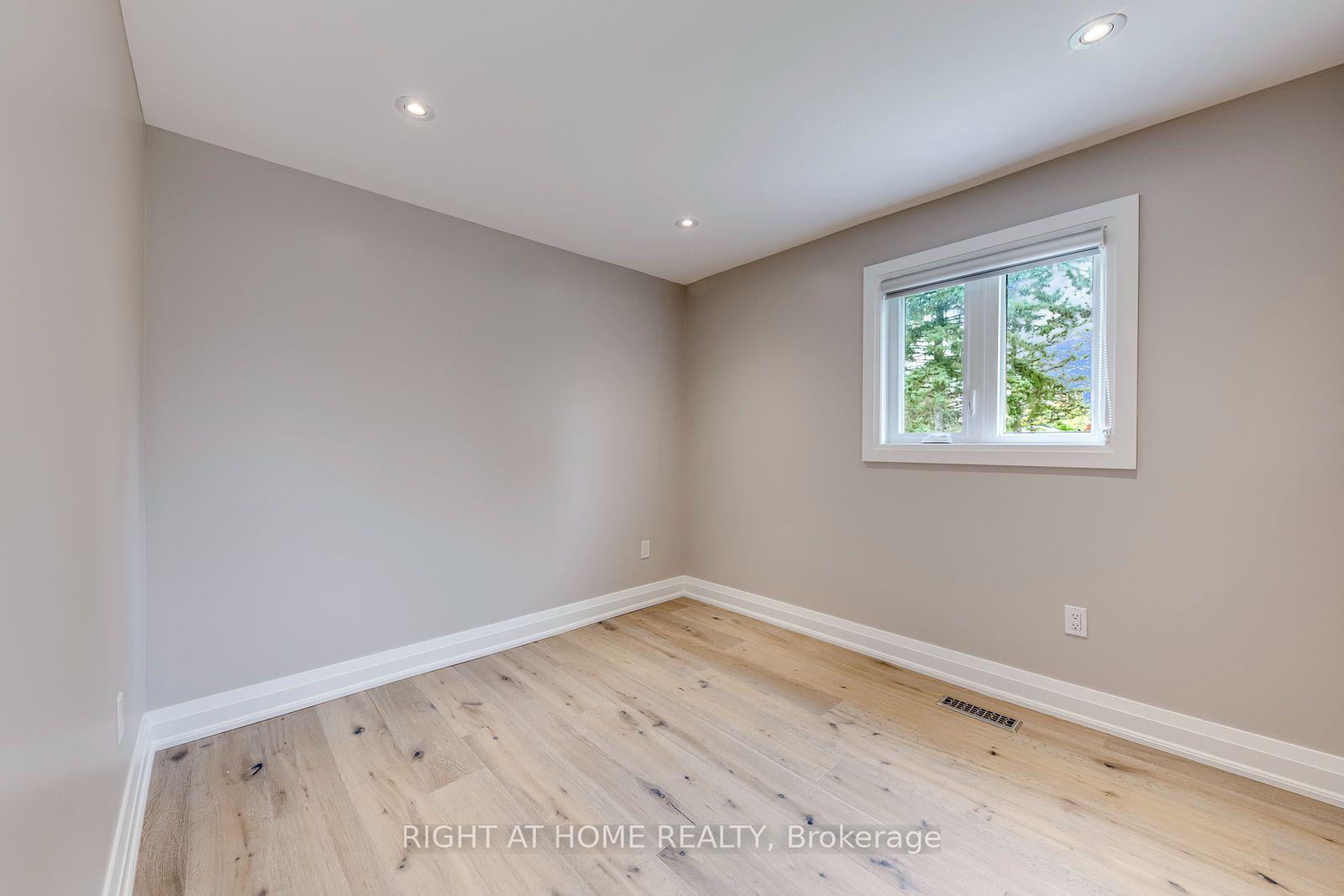 Photo 28 of 30 Penwick Crescent, Richmond Hill, North Richvale — HOMEH