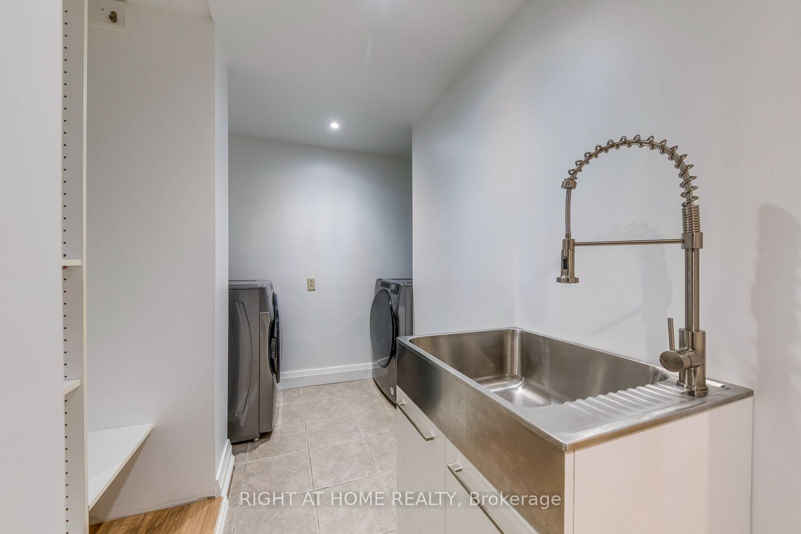 Photo 34 of 30 Penwick Crescent, Richmond Hill, North Richvale — HOMEH