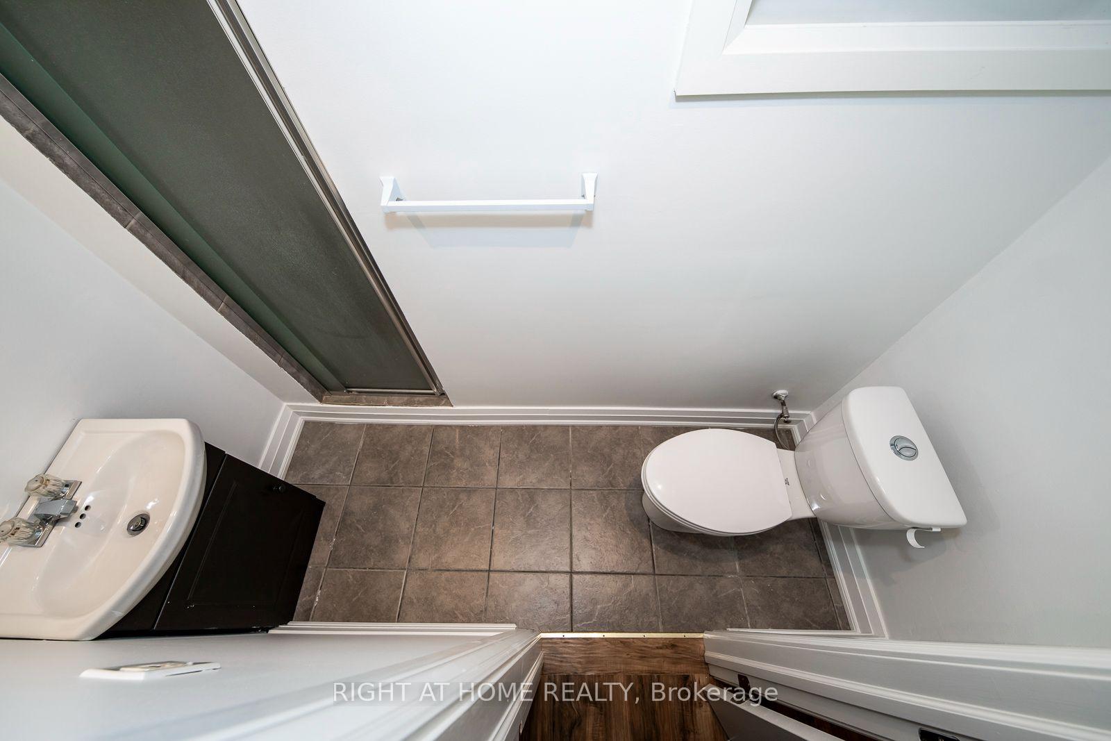 Photo 36 of 30 Penwick Crescent, Richmond Hill, North Richvale — HOMEH