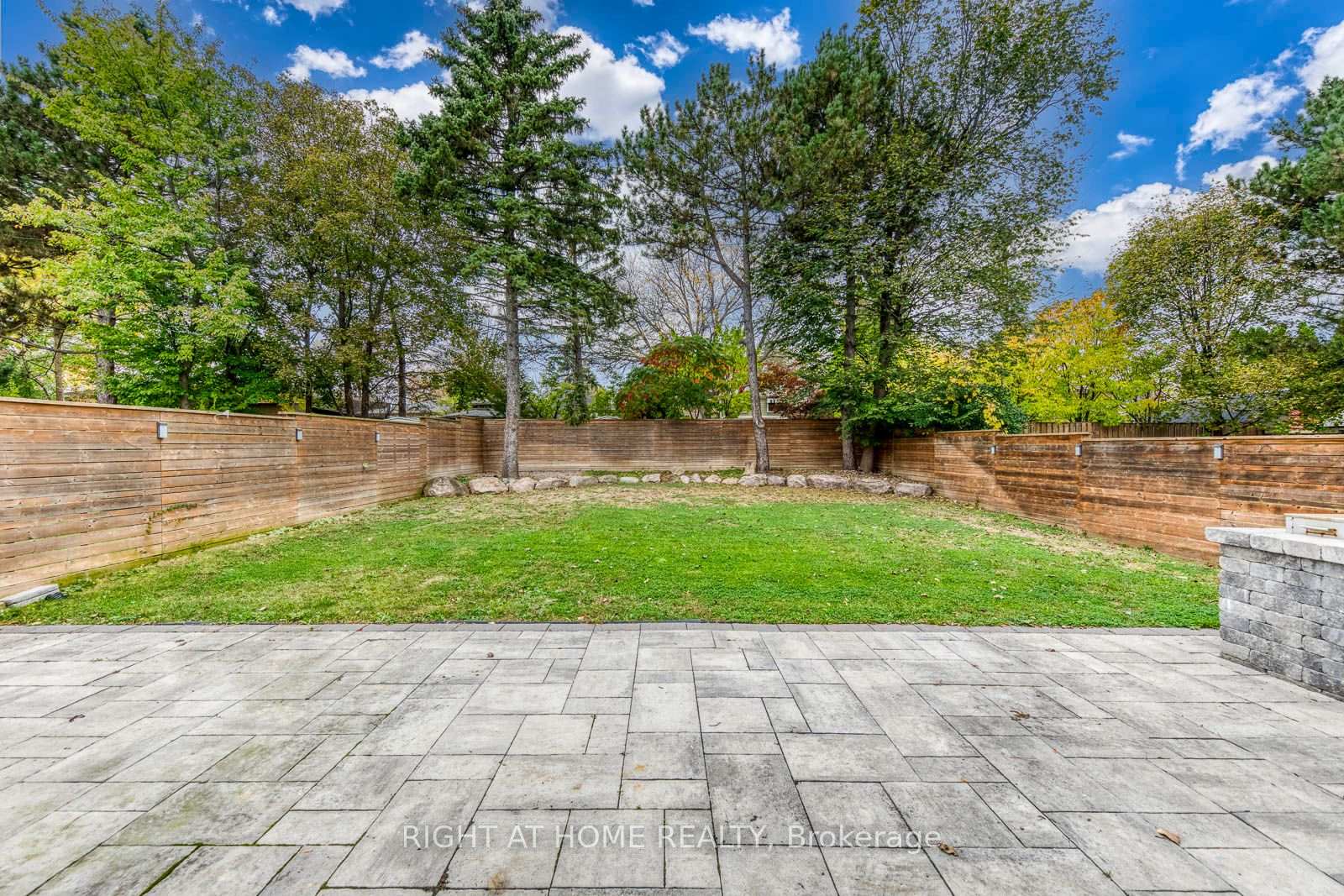 Photo 38 of 30 Penwick Crescent, Richmond Hill, North Richvale — HOMEH