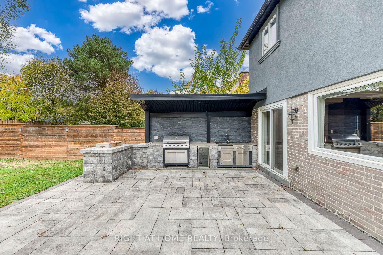 Photo 40 of 30 Penwick Crescent, Richmond Hill, North Richvale — HOMEH