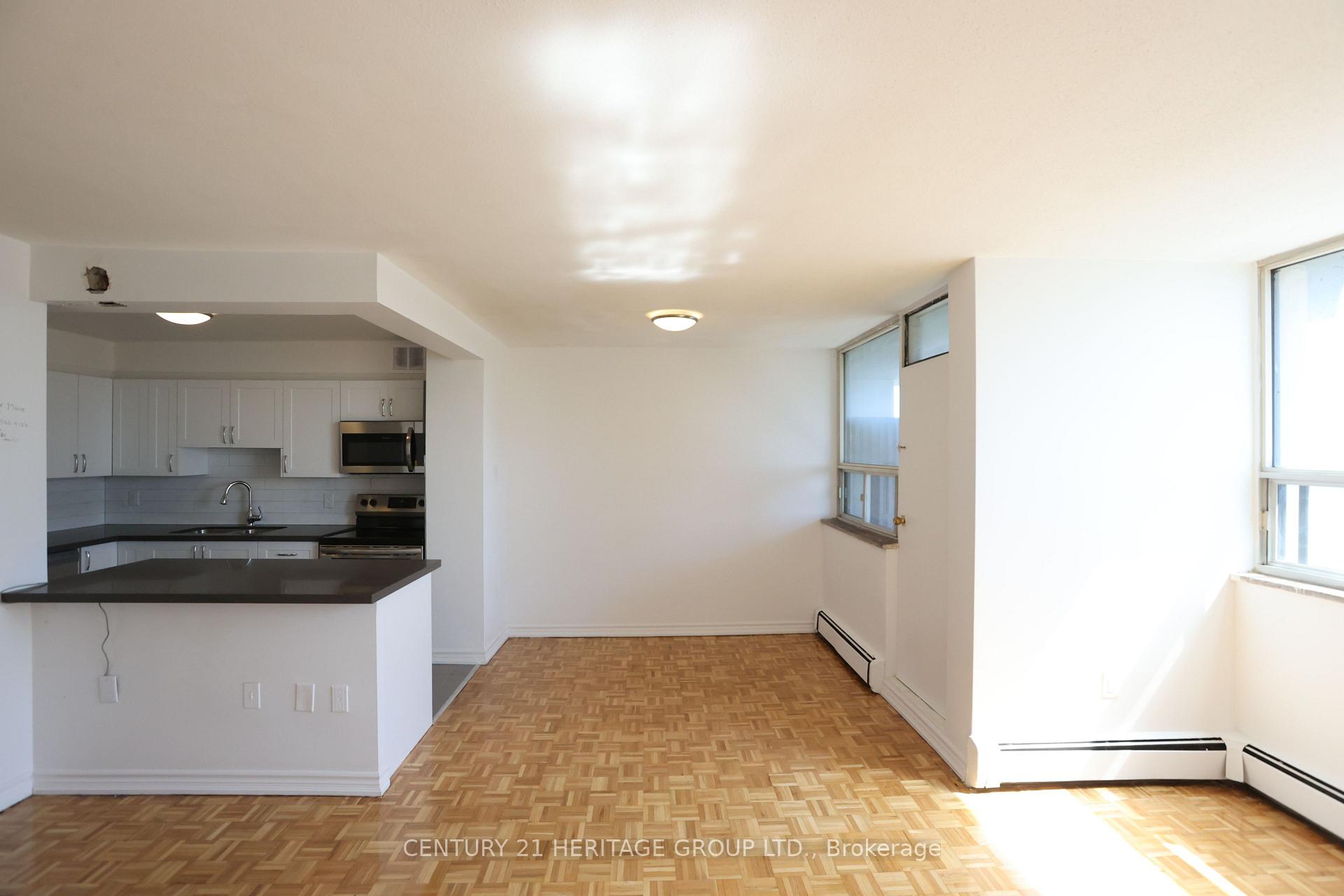 Photo 9 of Unit 702, 41 Garfella Drive, Etobicoke, Mount Olive-Silverstone-Jamestown — HOMEH