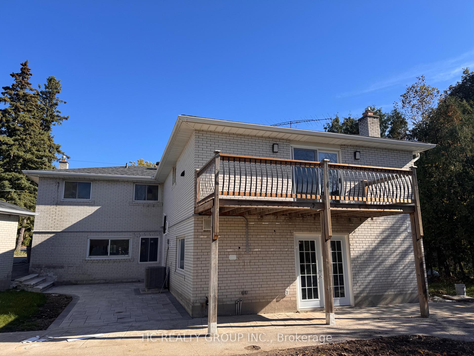 Photo 20 of 32 B King Richard Court, Markham, Bullock — HOMEH