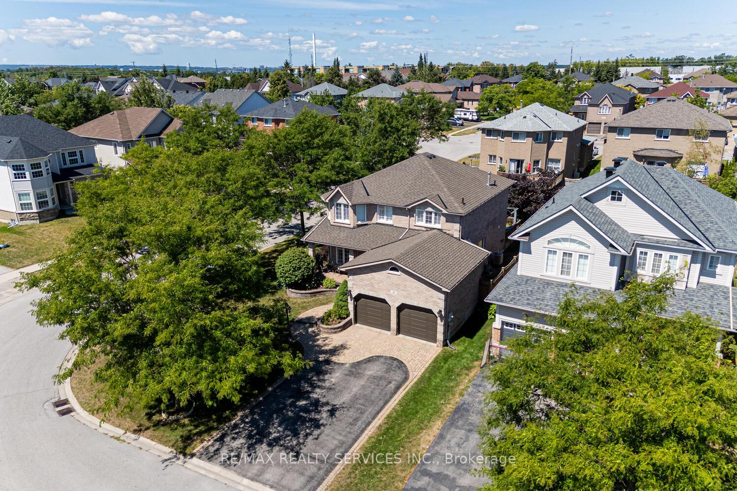 Photo 1 of 22 Sovereign's Gate, Barrie, Painswick South — HOMEH