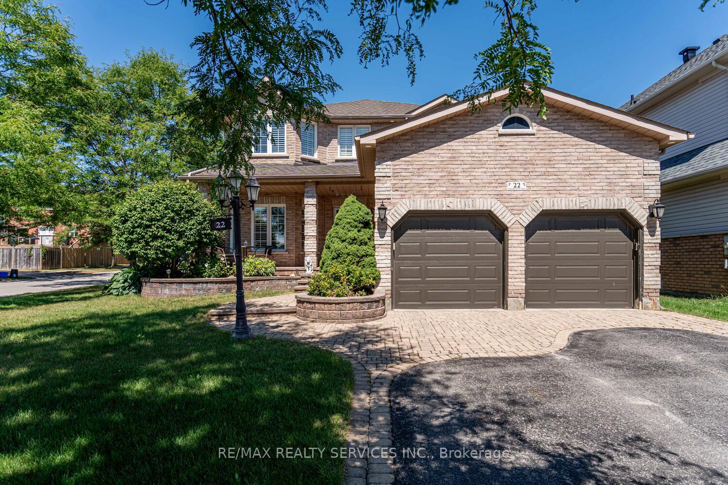 Photo 2 of 22 Sovereign's Gate, Barrie, Painswick South — HOMEH