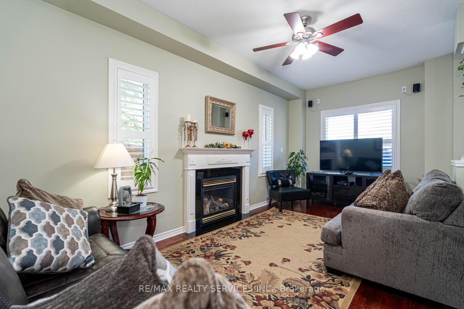 Photo 10 of 22 Sovereign's Gate, Barrie, Painswick South — HOMEH
