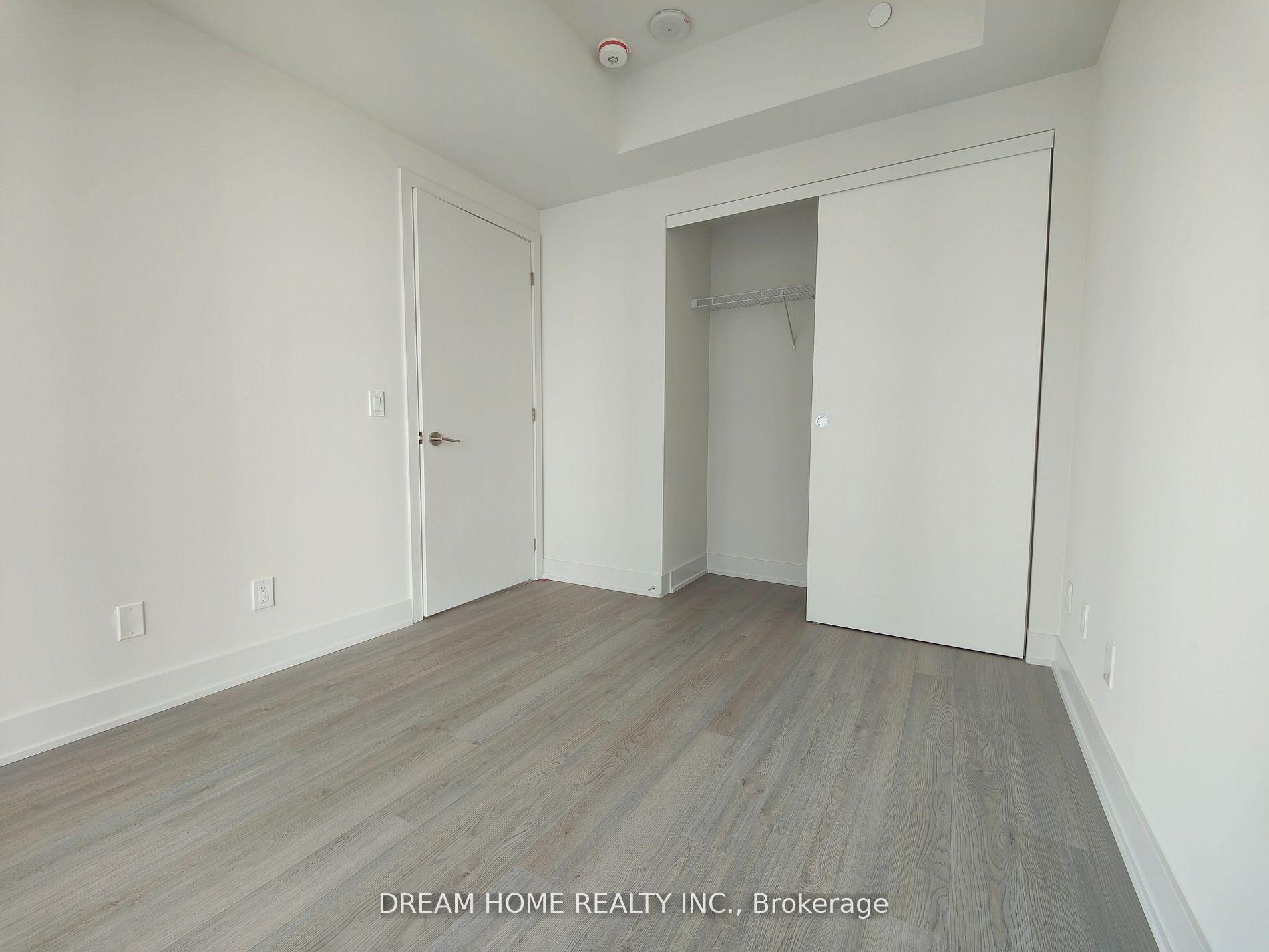 Photo 11 of Unit 3708, 8 Cumberland Street, Toronto, The Annex — HOMEH
