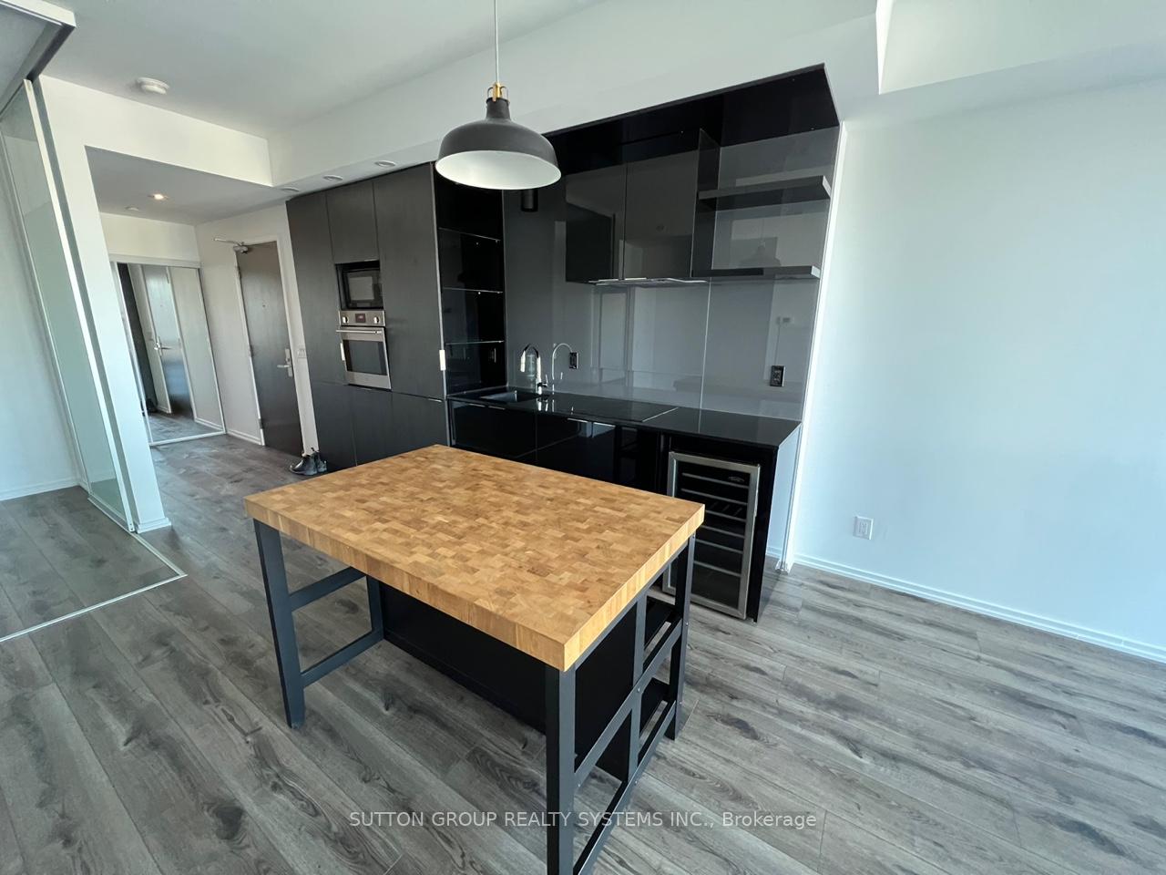 Photo 2 of Unit 2917, 70 Temperance Street, Toronto, Bay Street Corridor — HOMEH