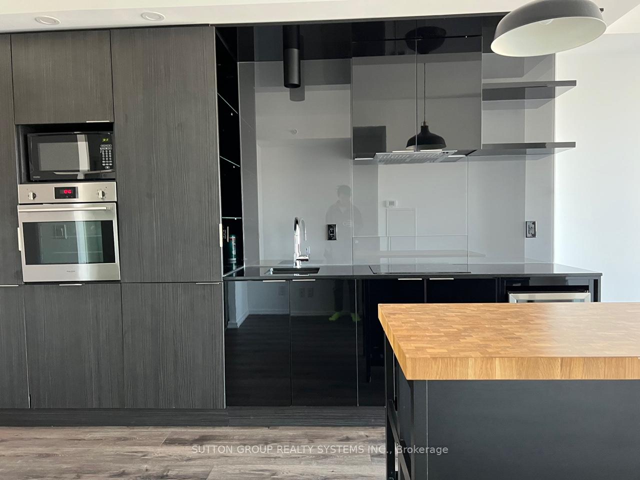 Photo 6 of Unit 2917, 70 Temperance Street, Toronto, Bay Street Corridor — HOMEH