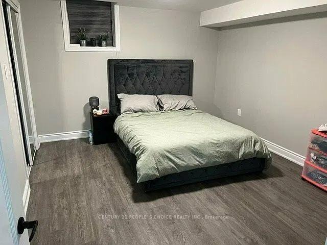 Photo 4 of 565 Dougall Avenue, Caledon, Rural Caledon — HOMEH