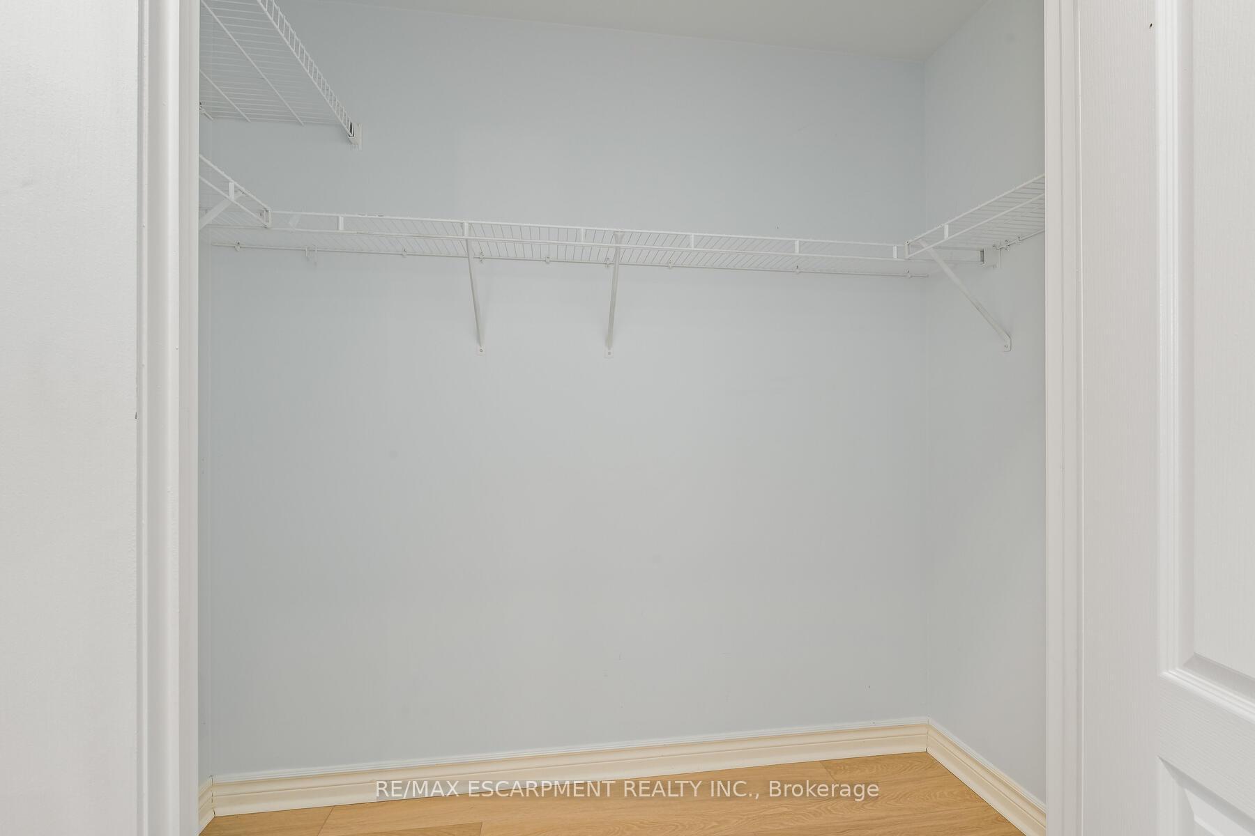 Photo 26 of Unit 116, 3351 Cawthra Road, Mississauga, Applewood — HOMEH
