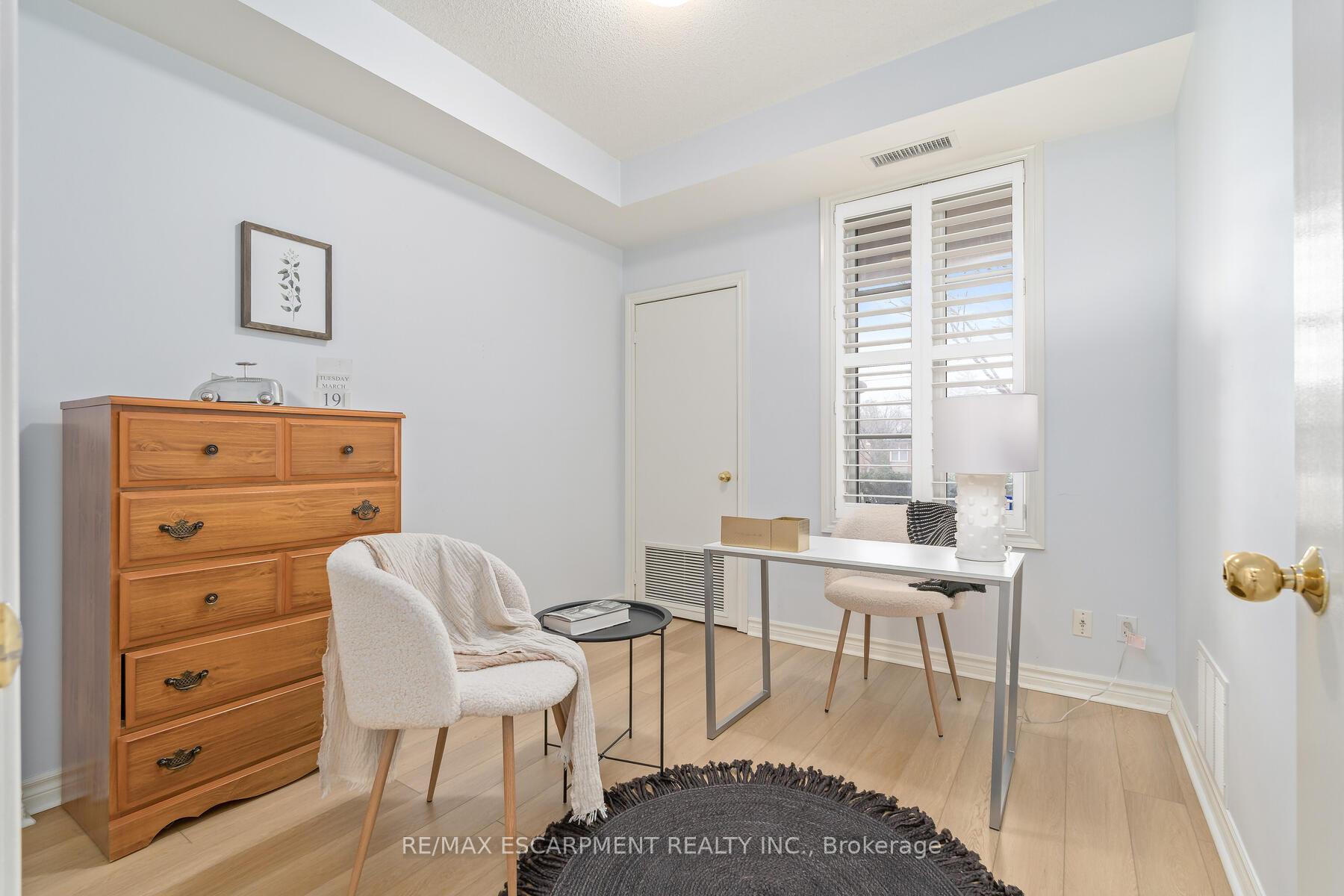 Photo 27 of Unit 116, 3351 Cawthra Road, Mississauga, Applewood — HOMEH