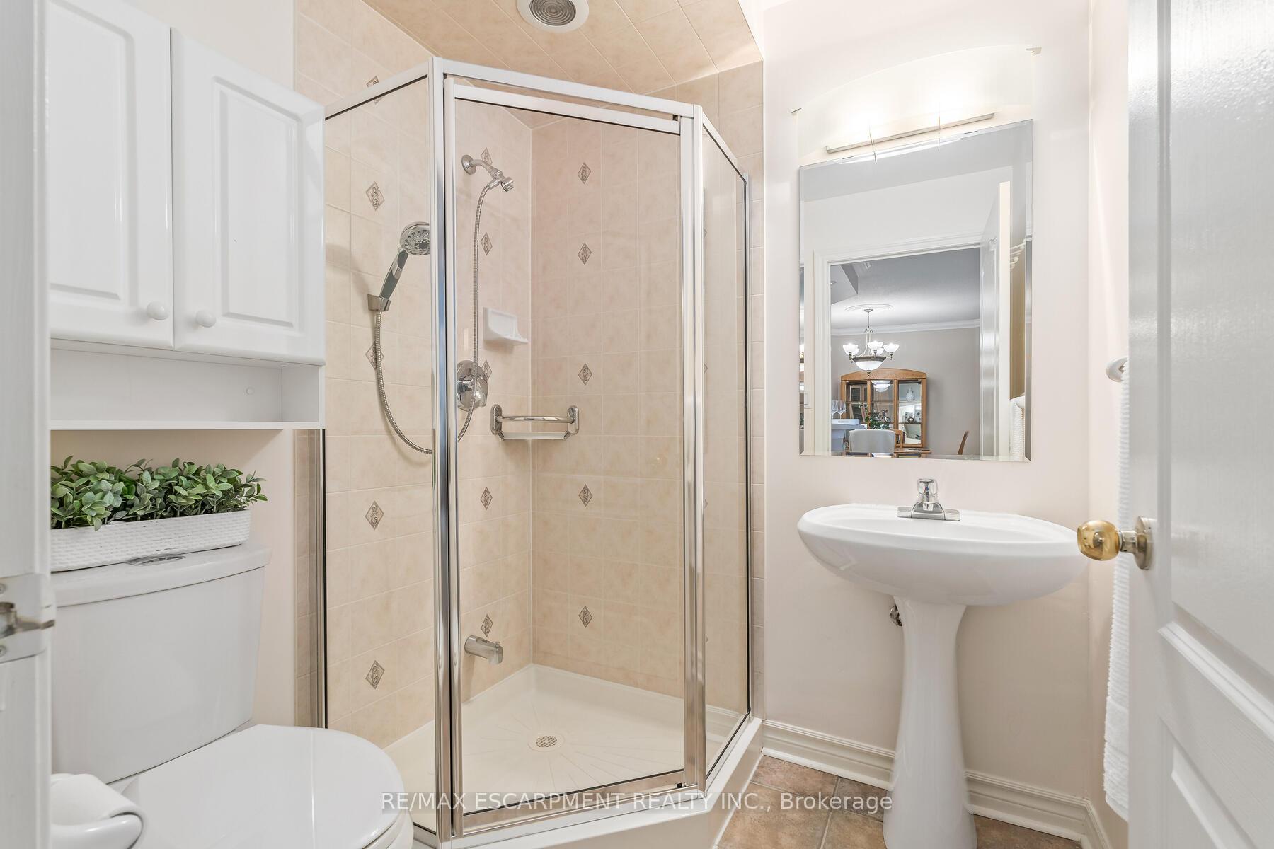 Photo 28 of Unit 116, 3351 Cawthra Road, Mississauga, Applewood — HOMEH