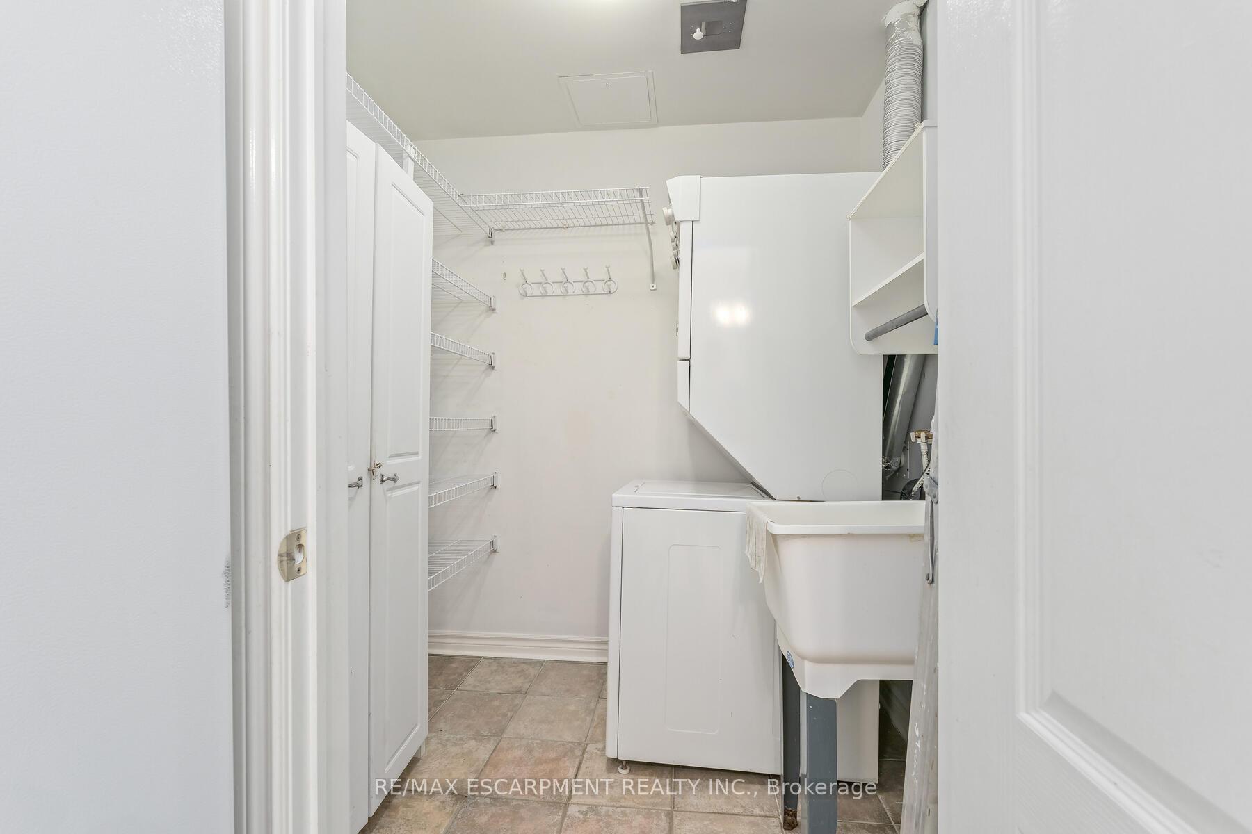 Photo 29 of Unit 116, 3351 Cawthra Road, Mississauga, Applewood — HOMEH